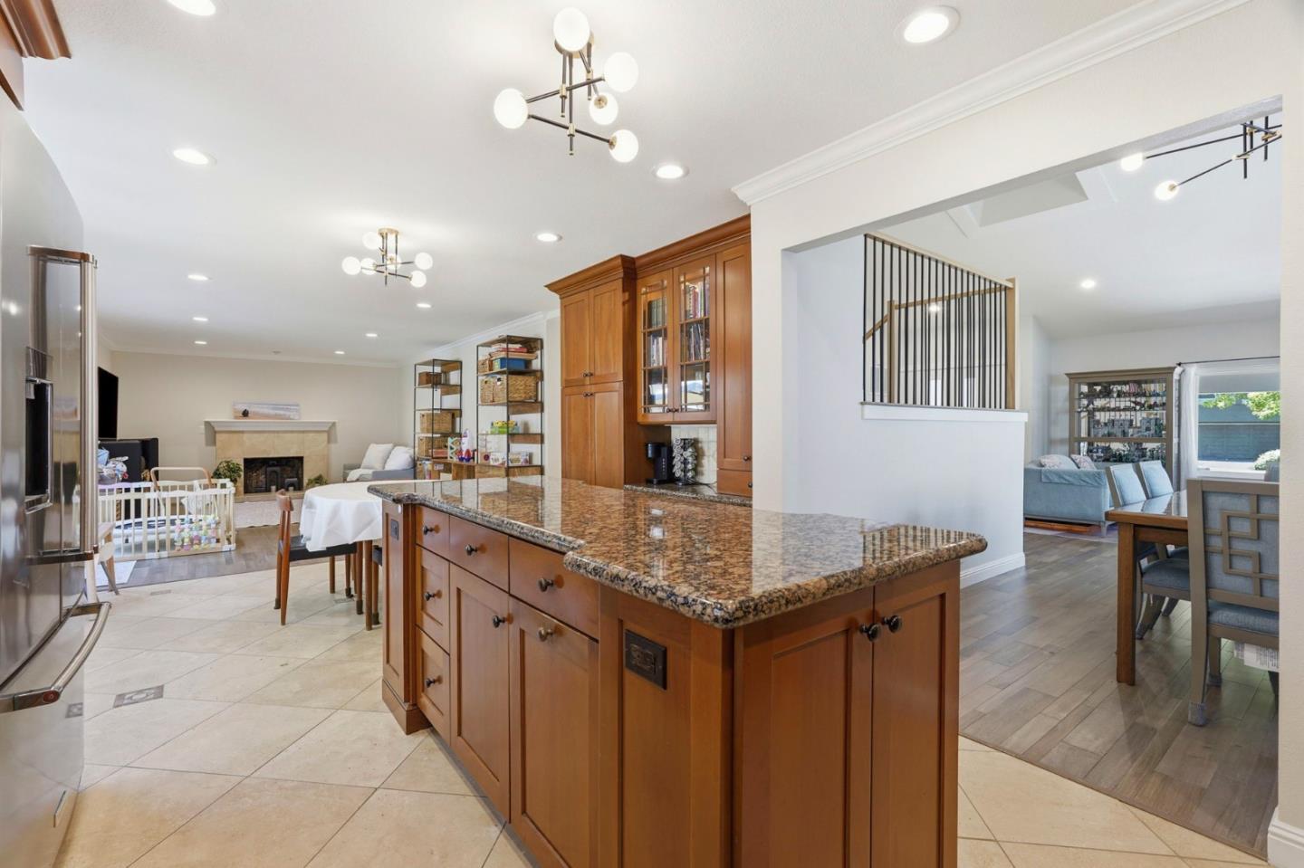 Detail Gallery Image 12 of 50 For 7472 Gresham Ct, San Jose,  CA 95139 - 5 Beds | 3 Baths