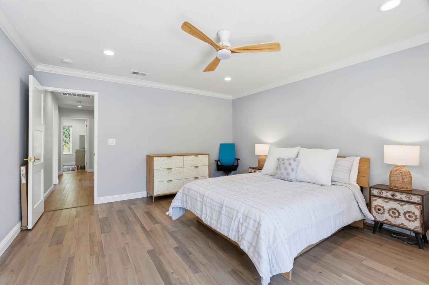 Detail Gallery Image 30 of 50 For 7472 Gresham Ct, San Jose,  CA 95139 - 5 Beds | 3 Baths