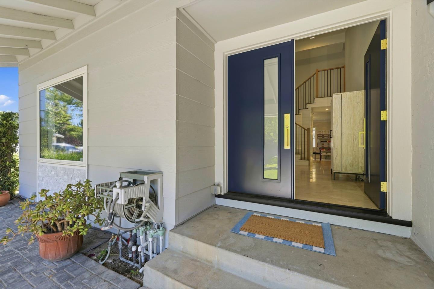 Detail Gallery Image 5 of 50 For 7472 Gresham Ct, San Jose,  CA 95139 - 5 Beds | 3 Baths