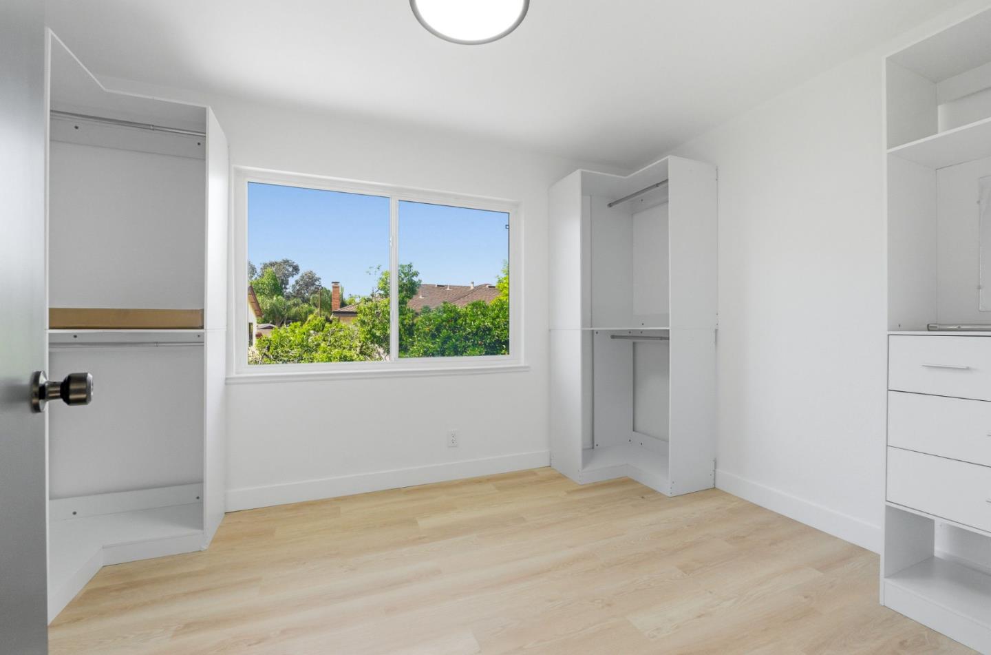 Detail Gallery Image 23 of 40 For 1106 Coyote Rd, San Jose,  CA 95111 - 4 Beds | 2/1 Baths