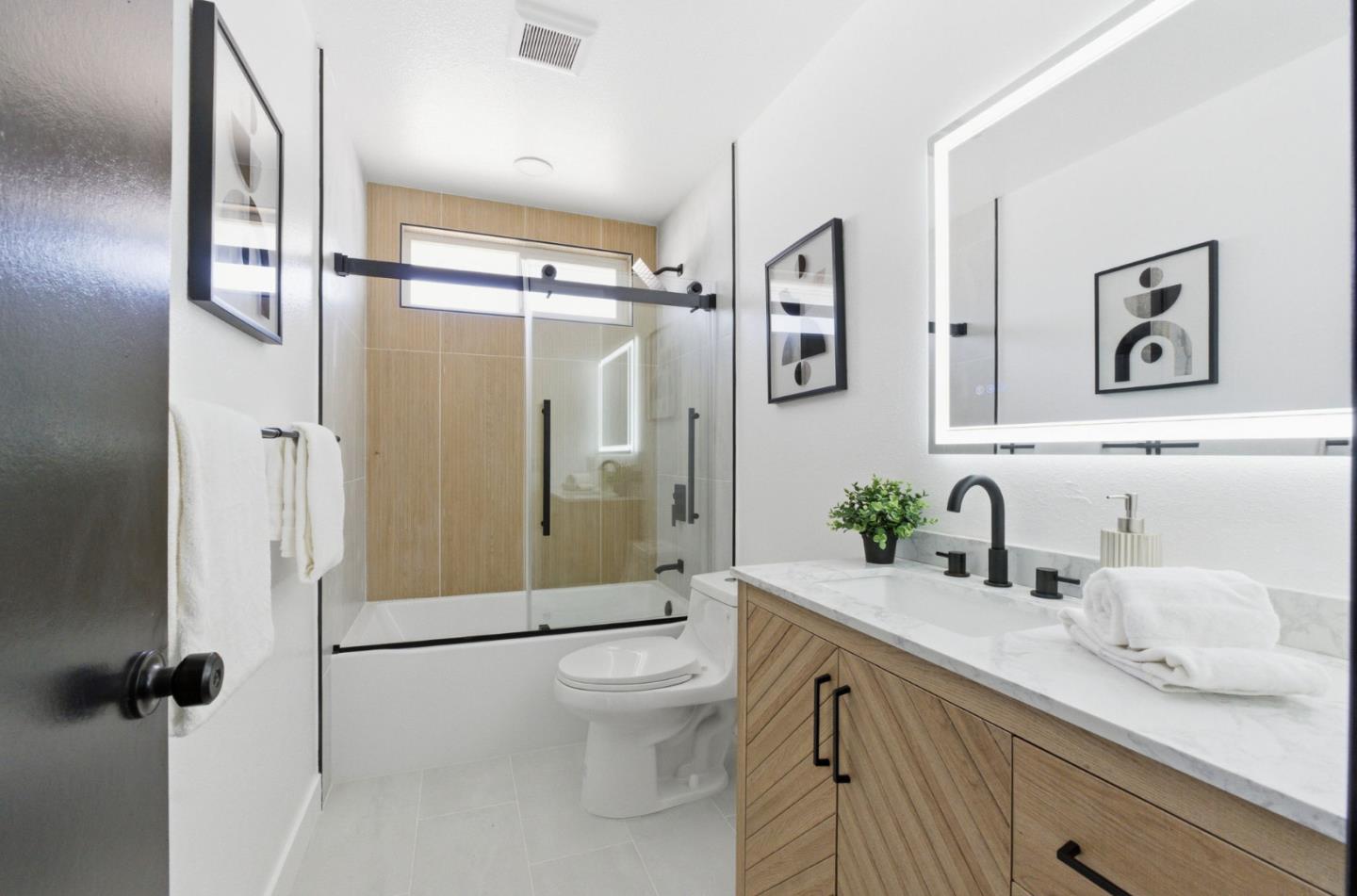 Detail Gallery Image 25 of 40 For 1106 Coyote Rd, San Jose,  CA 95111 - 4 Beds | 2/1 Baths