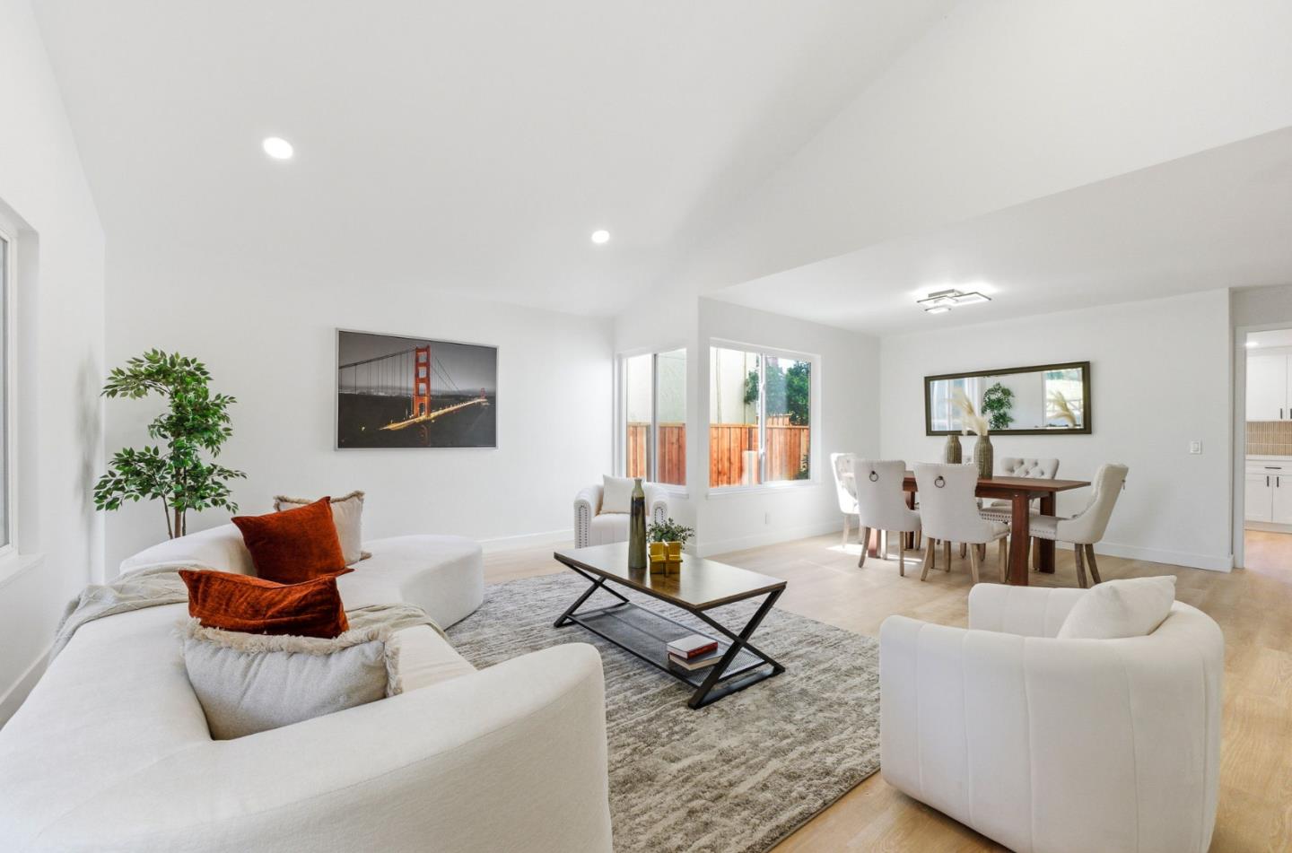 Detail Gallery Image 6 of 40 For 1106 Coyote Rd, San Jose,  CA 95111 - 4 Beds | 2/1 Baths