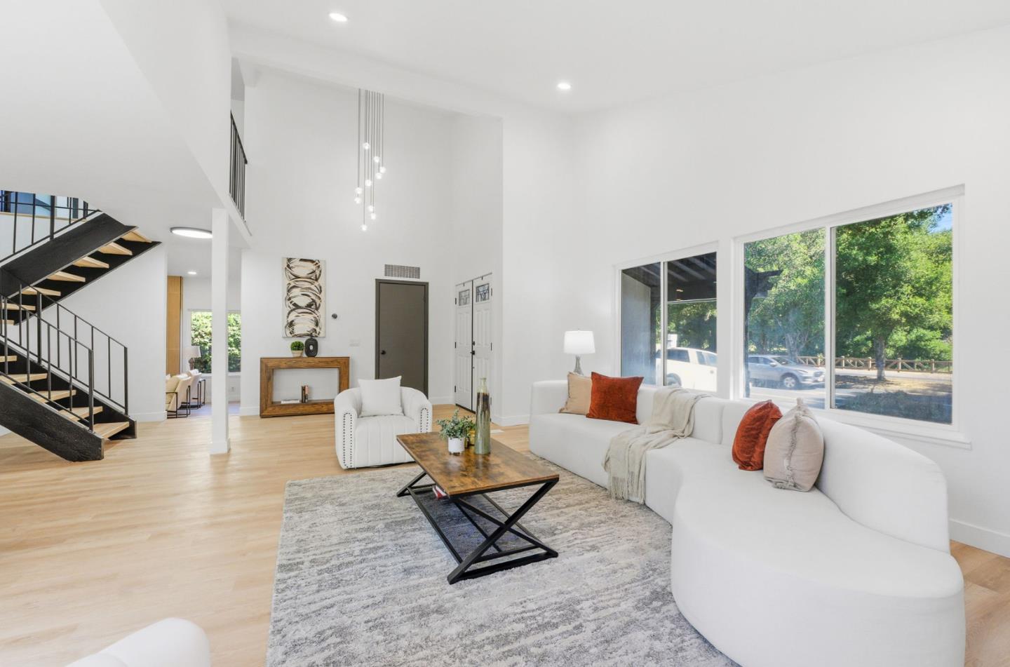 Detail Gallery Image 7 of 40 For 1106 Coyote Rd, San Jose,  CA 95111 - 4 Beds | 2/1 Baths