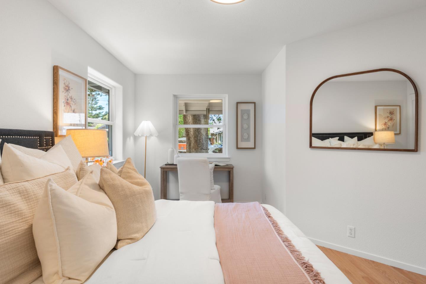 Detail Gallery Image 34 of 62 For 537 Mountain View Ave, Mountain View,  CA 94041 - 4 Beds | 3 Baths