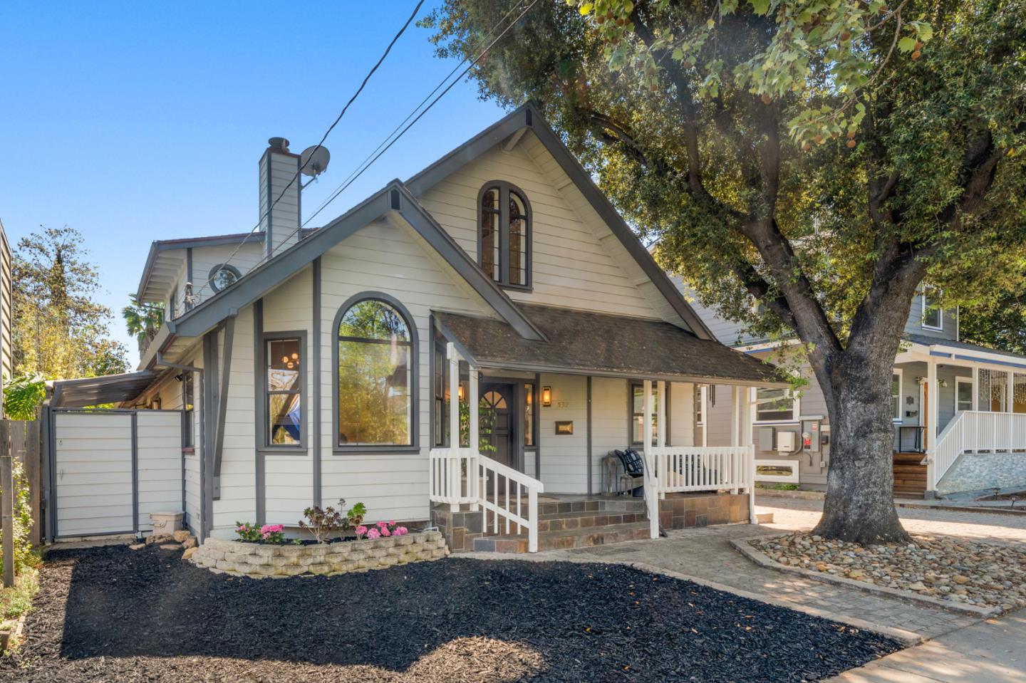 Detail Gallery Image 54 of 62 For 537 Mountain View Ave, Mountain View,  CA 94041 - 4 Beds | 3 Baths