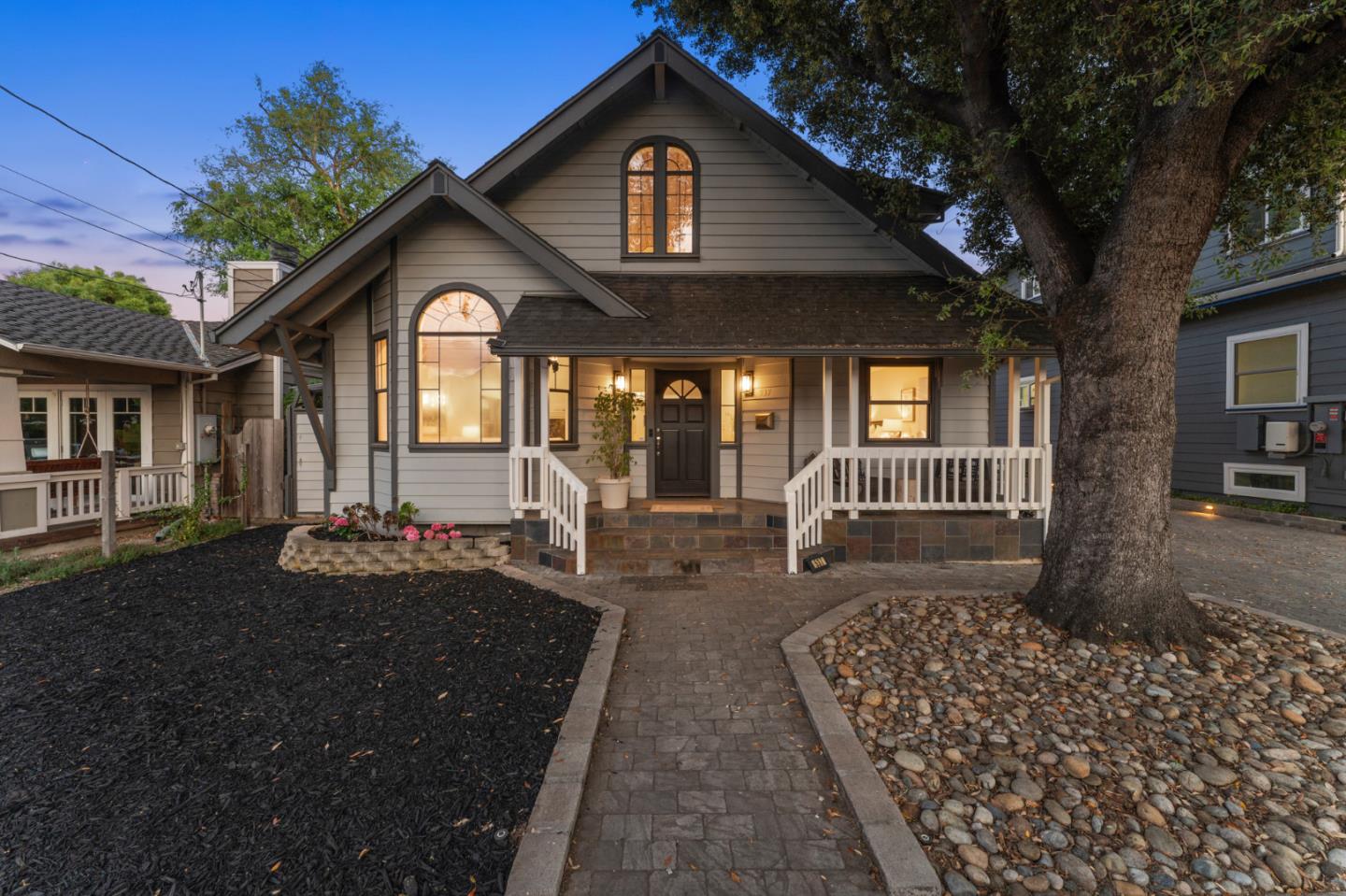 Detail Gallery Image 55 of 62 For 537 Mountain View Ave, Mountain View,  CA 94041 - 4 Beds | 3 Baths