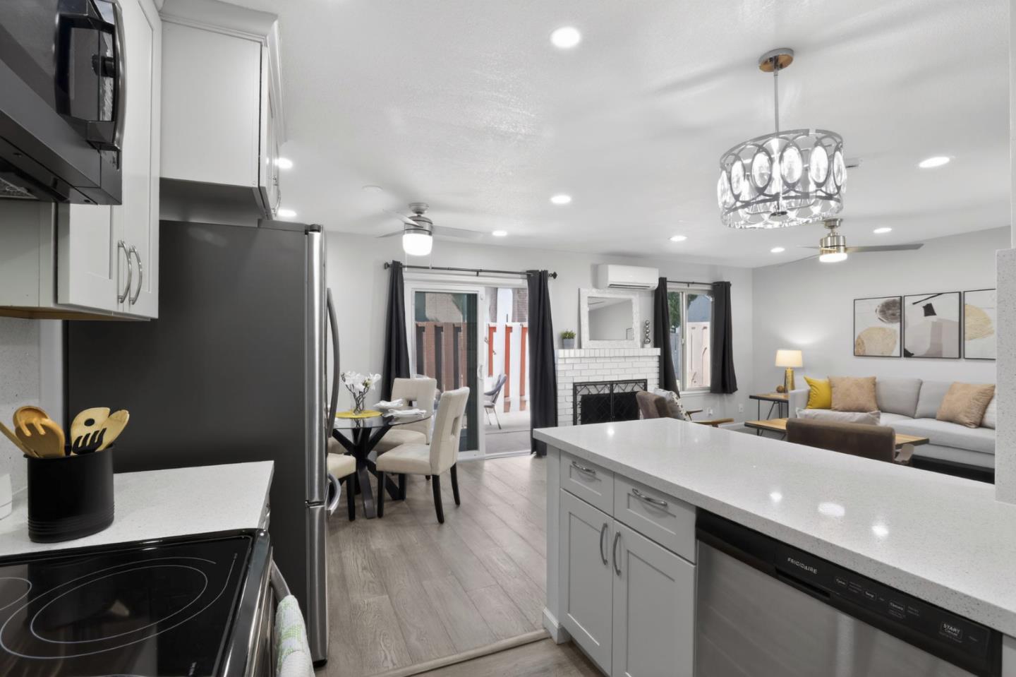 Photo #10: ML82042015 Listing: Photo #10