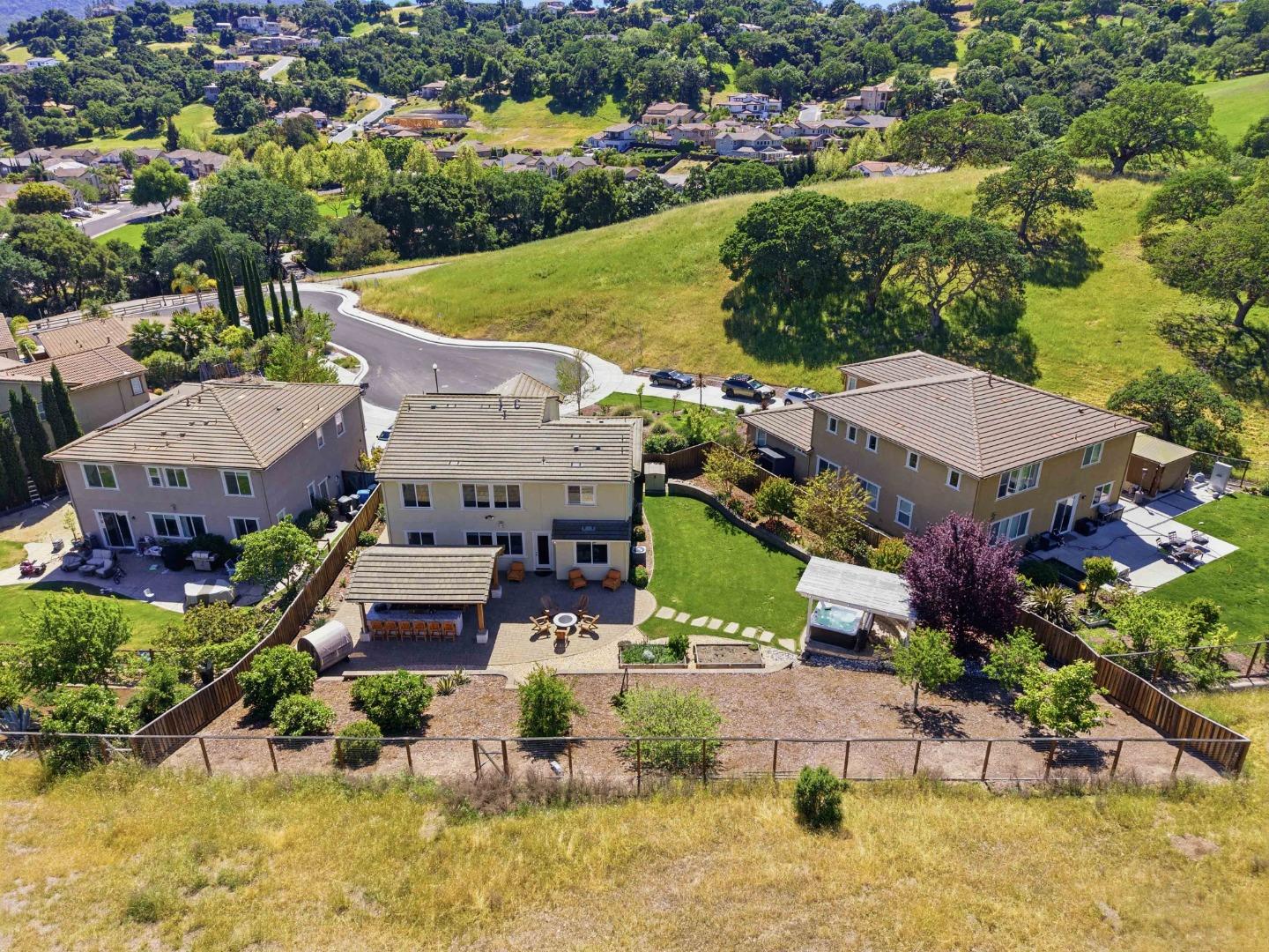 Detail Gallery Image 53 of 59 For 1661 Longmeadow Ct, Gilroy,  CA 95020 - 5 Beds | 3 Baths