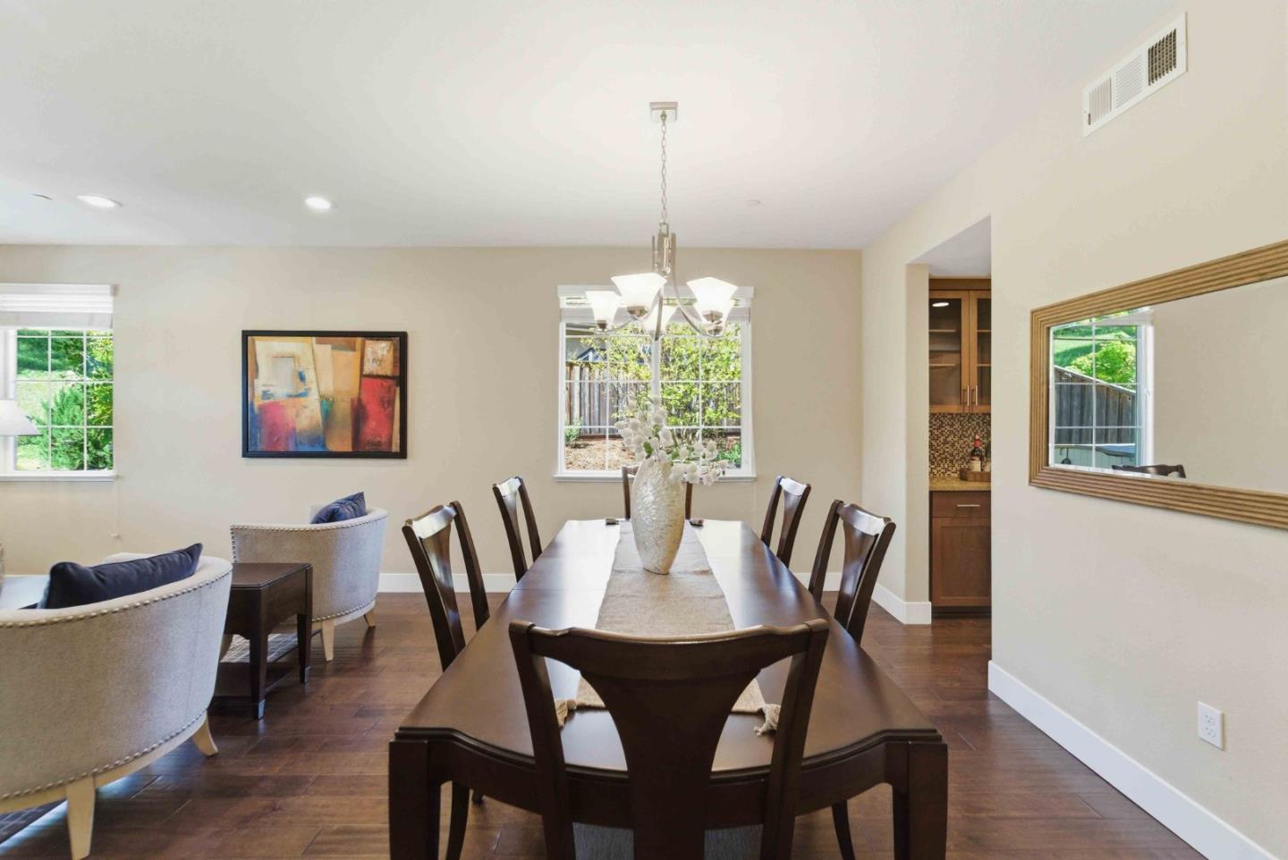 Detail Gallery Image 7 of 59 For 1661 Longmeadow Ct, Gilroy,  CA 95020 - 5 Beds | 3 Baths