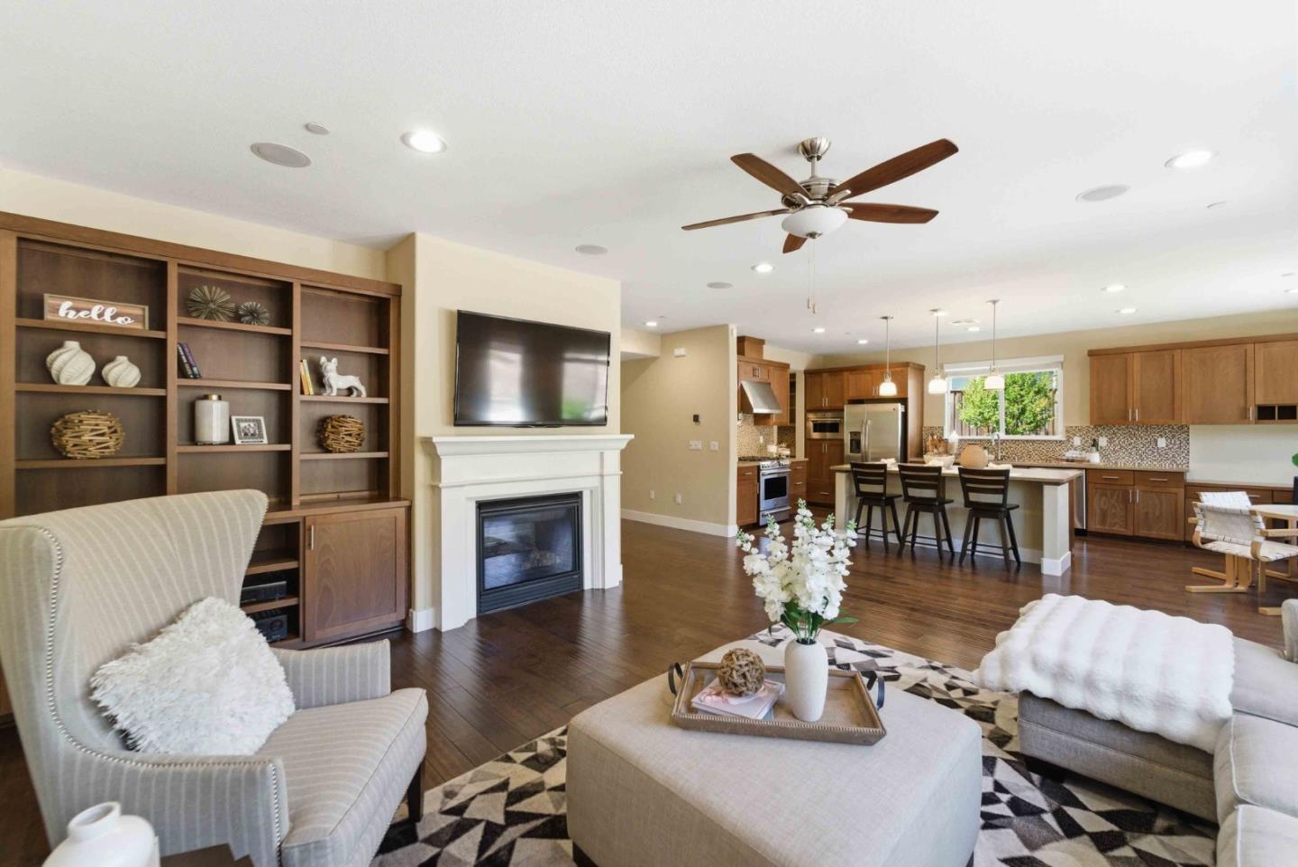 Detail Gallery Image 8 of 59 For 1661 Longmeadow Ct, Gilroy,  CA 95020 - 5 Beds | 3 Baths