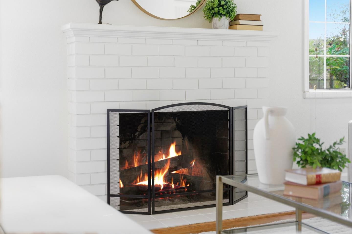 Detail Gallery Image 10 of 39 For 20571 Sunrise Dr, Cupertino,  CA 95014 - 3 Beds | 1 Baths