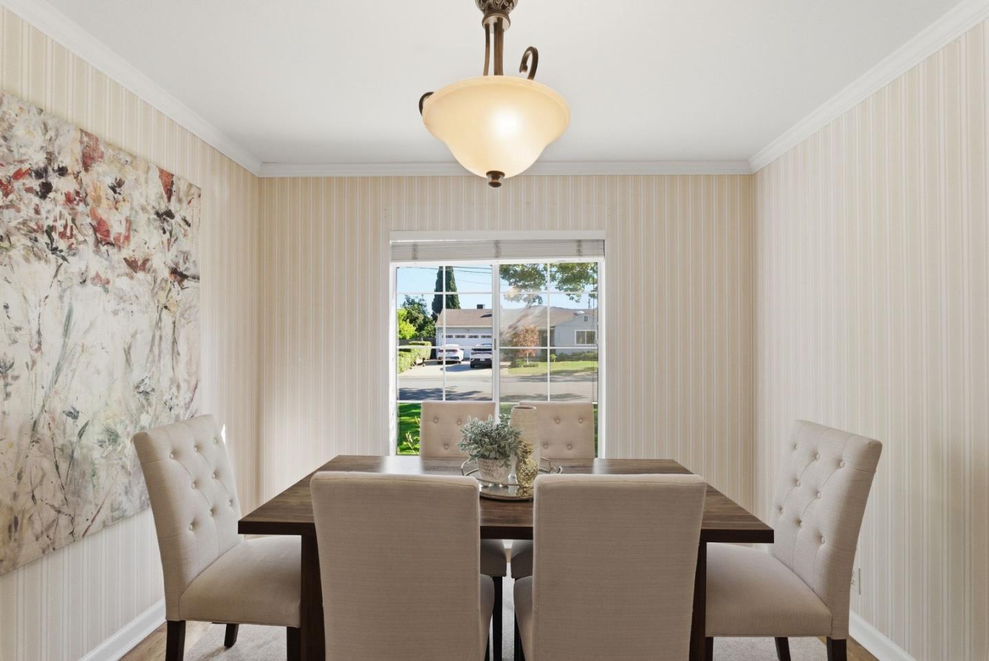 Detail Gallery Image 11 of 39 For 20571 Sunrise Dr, Cupertino,  CA 95014 - 3 Beds | 1 Baths