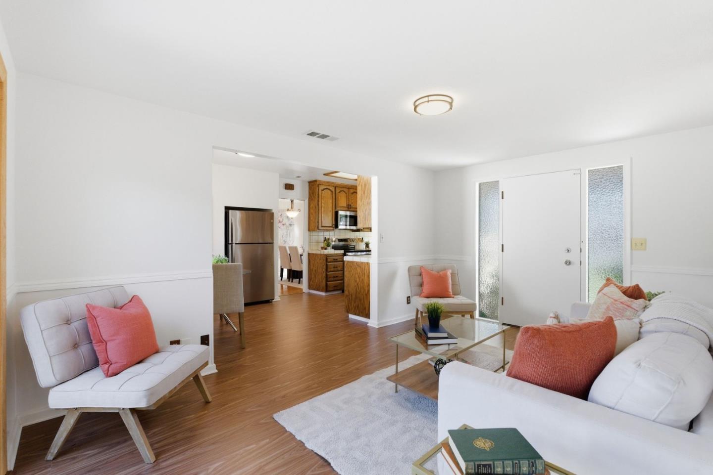 Detail Gallery Image 17 of 39 For 20571 Sunrise Dr, Cupertino,  CA 95014 - 3 Beds | 1 Baths