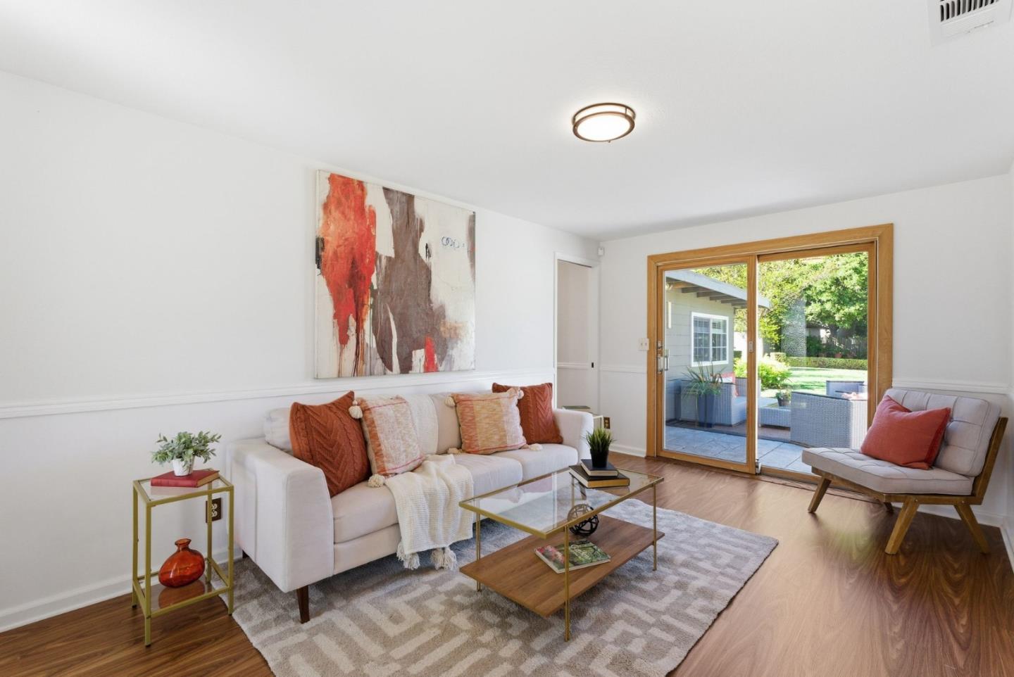 Detail Gallery Image 18 of 39 For 20571 Sunrise Dr, Cupertino,  CA 95014 - 3 Beds | 1 Baths