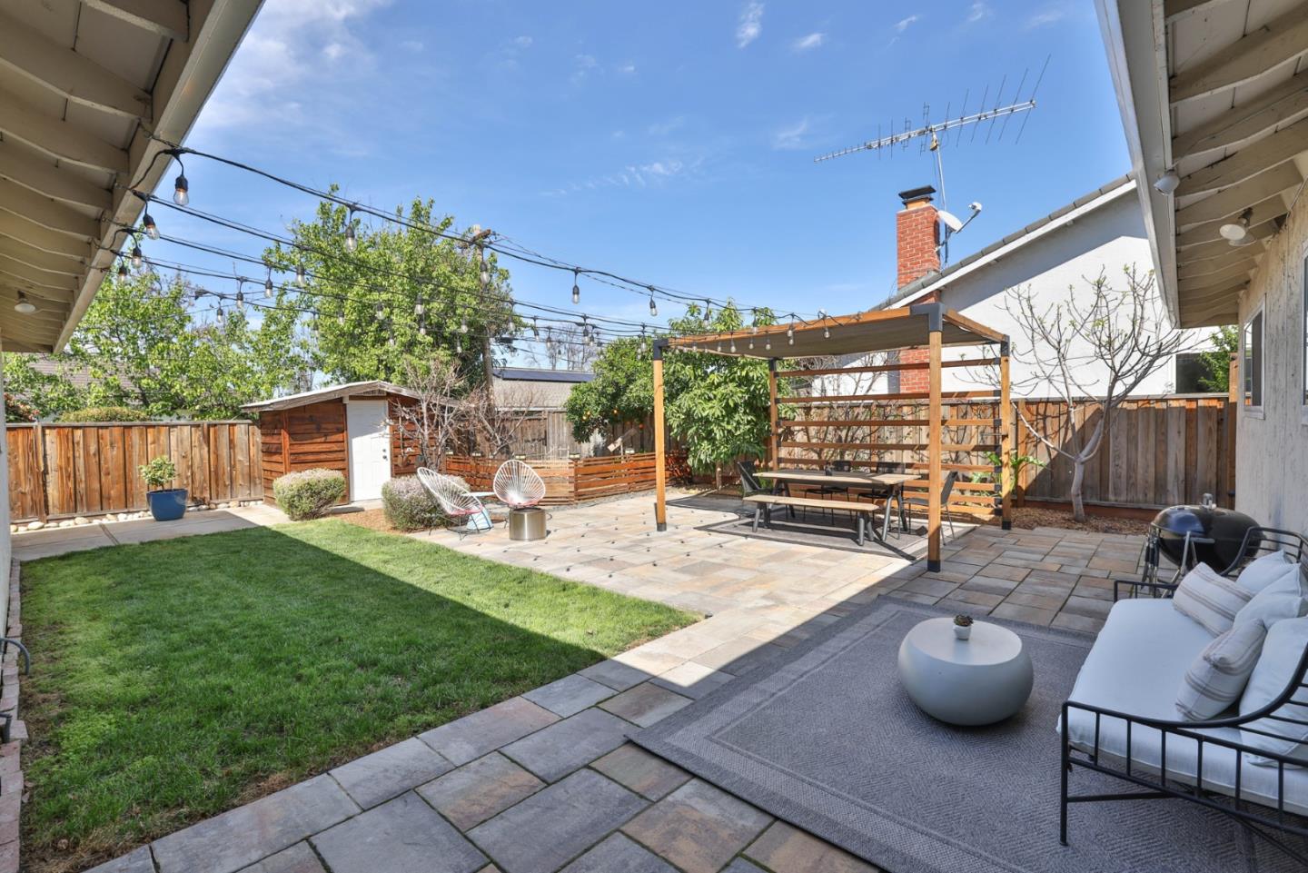 Detail Gallery Image 30 of 51 For 1597 Willowmont Ave, San Jose,  CA 95118 - 4 Beds | 2/1 Baths