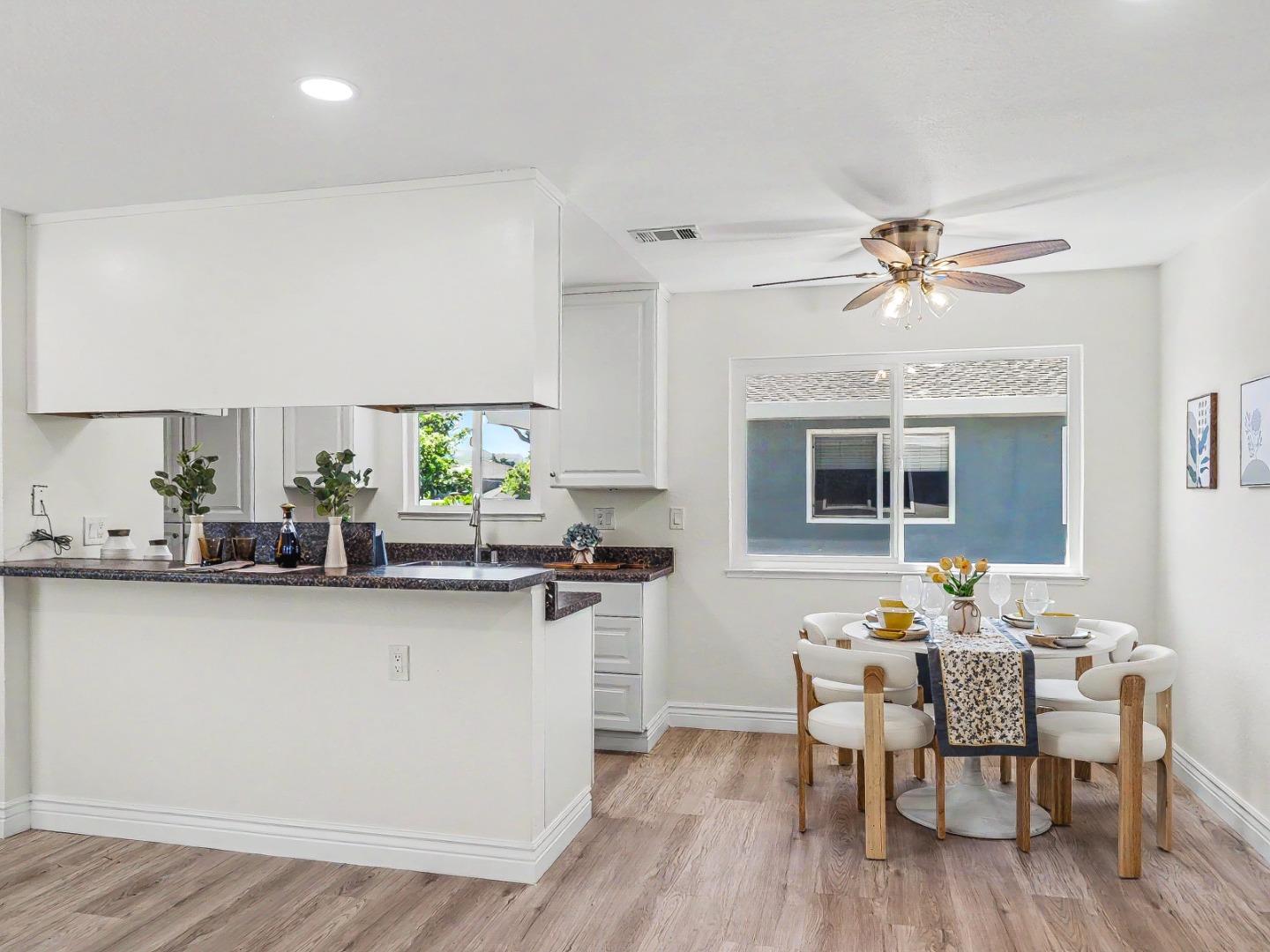 Detail Gallery Image 10 of 31 For 1318 Joplin Dr #4,  San Jose,  CA 95118 - 2 Beds | 1 Baths