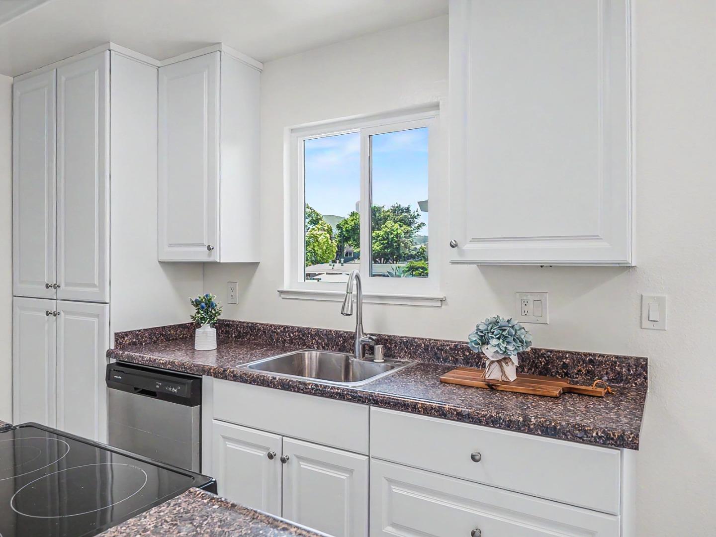 Detail Gallery Image 7 of 31 For 1318 Joplin Dr #4,  San Jose,  CA 95118 - 2 Beds | 1 Baths