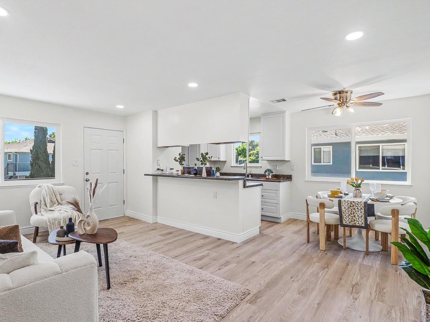 Detail Gallery Image 9 of 31 For 1318 Joplin Dr #4,  San Jose,  CA 95118 - 2 Beds | 1 Baths