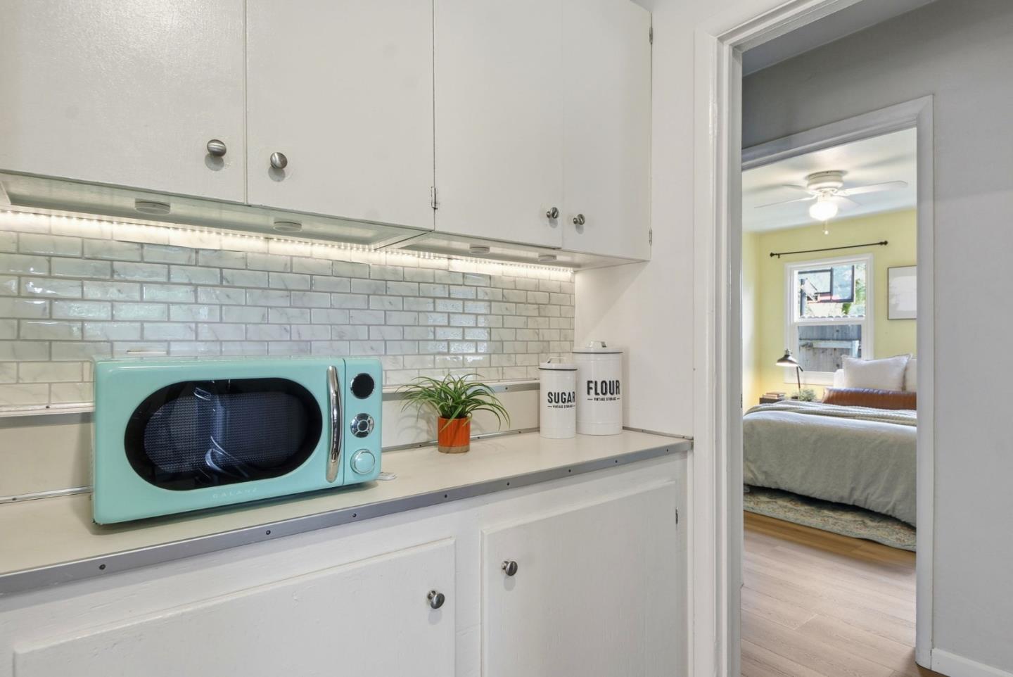 Detail Gallery Image 10 of 31 For 240 Sawyer St, Auburn,  CA 95603 - 3 Beds | 1/1 Baths