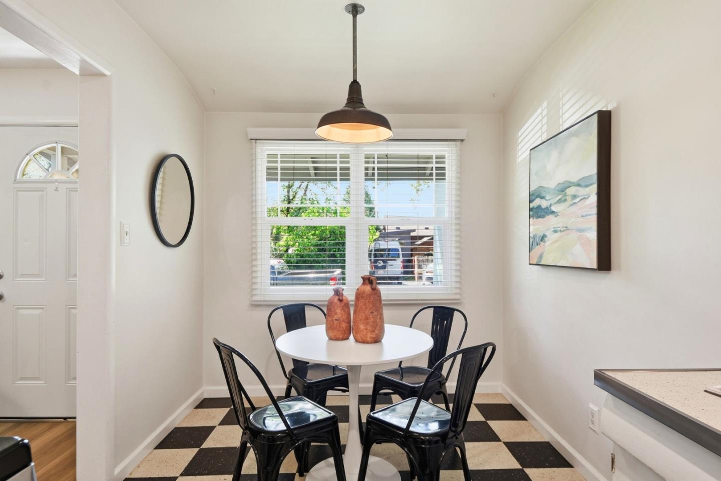 Detail Gallery Image 13 of 31 For 240 Sawyer St, Auburn,  CA 95603 - 3 Beds | 1/1 Baths