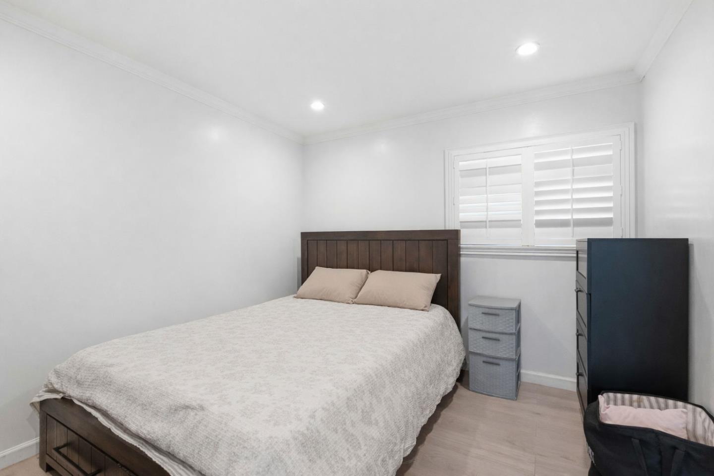 Detail Gallery Image 24 of 31 For 2170 Clarke Ave, East Palo Alto,  CA 94303 - 3 Beds | 2 Baths