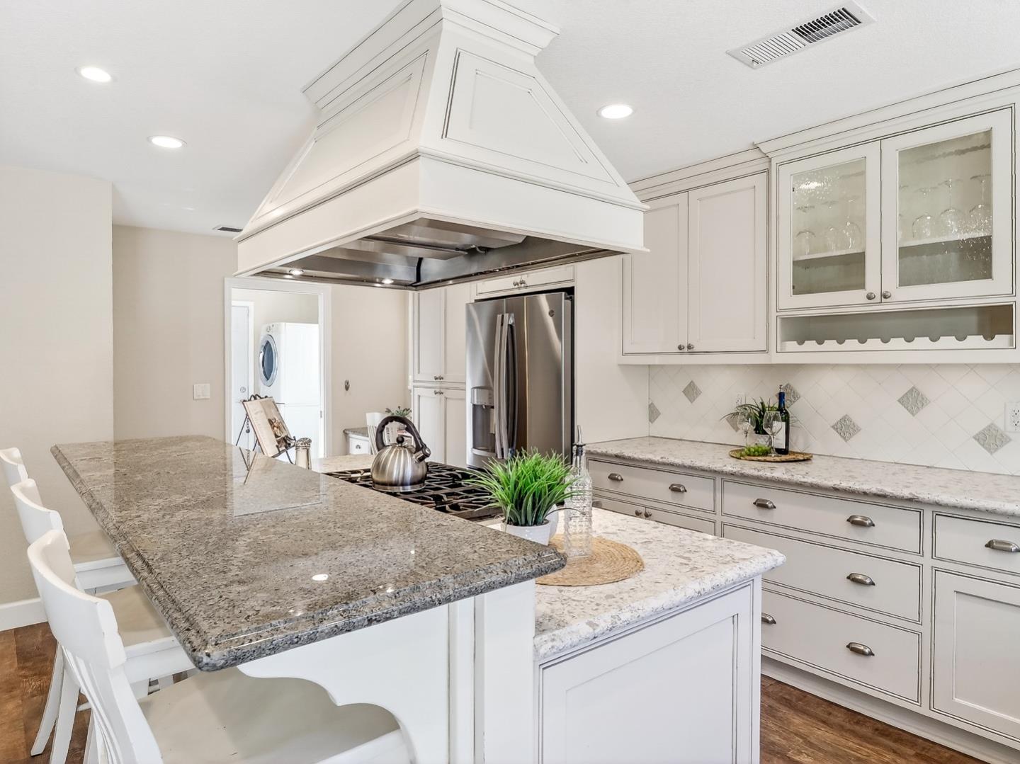 Detail Gallery Image 10 of 50 For 1427 Torrington Ct, San Jose,  CA 95120 - 4 Beds | 2/1 Baths