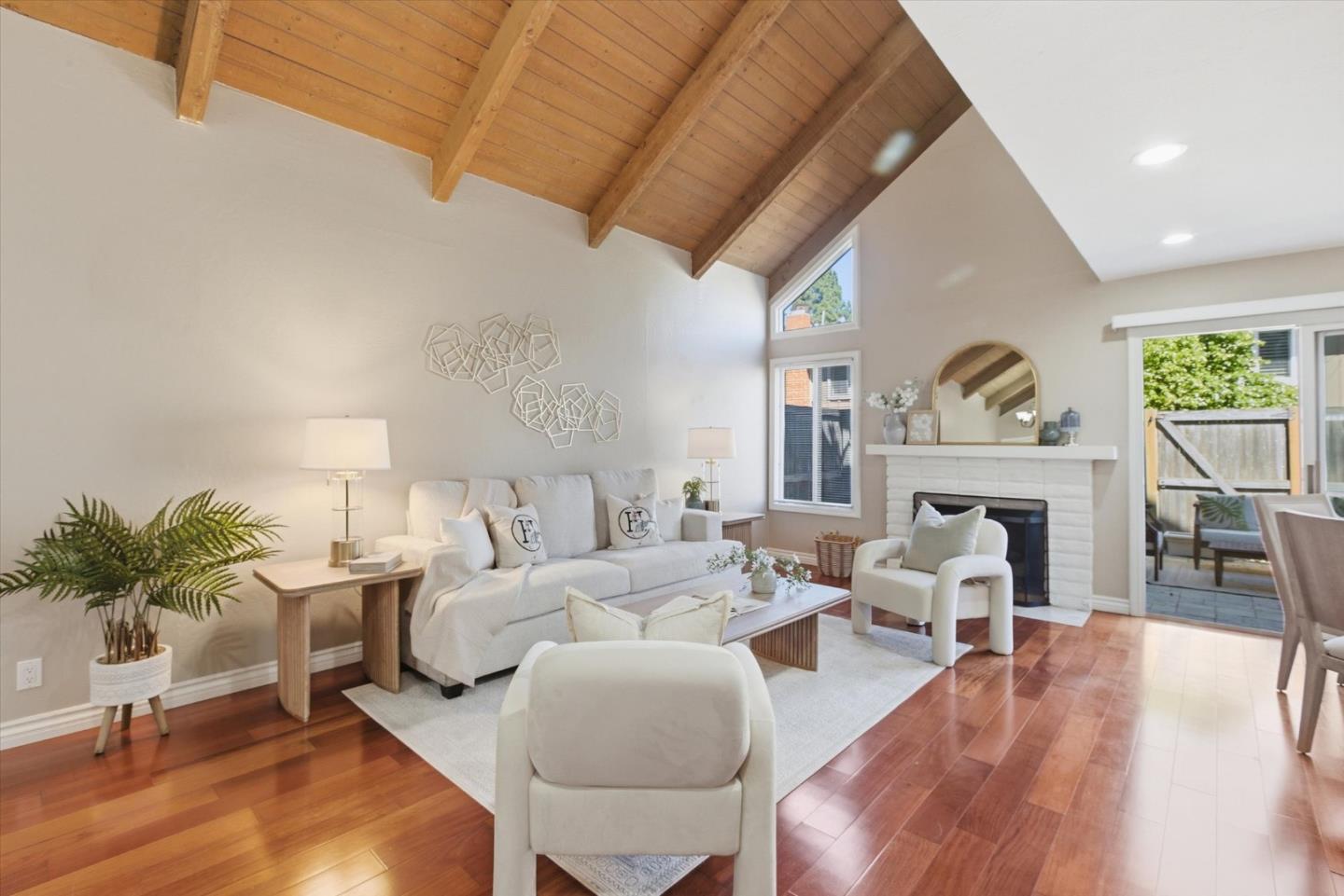 Photo #6: ML82042030 Listing: Photo #6