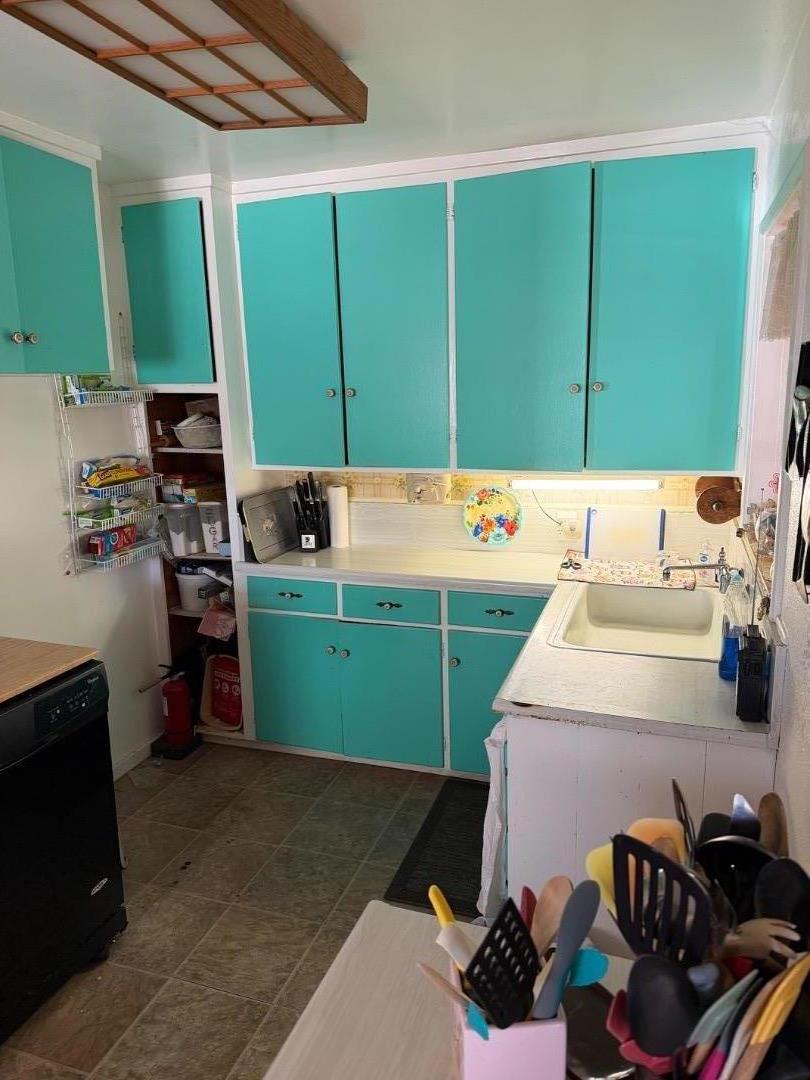 Detail Gallery Image 4 of 11 For 3019 Butte St, Santa Clara,  CA 95051 - 4 Beds | 2 Baths