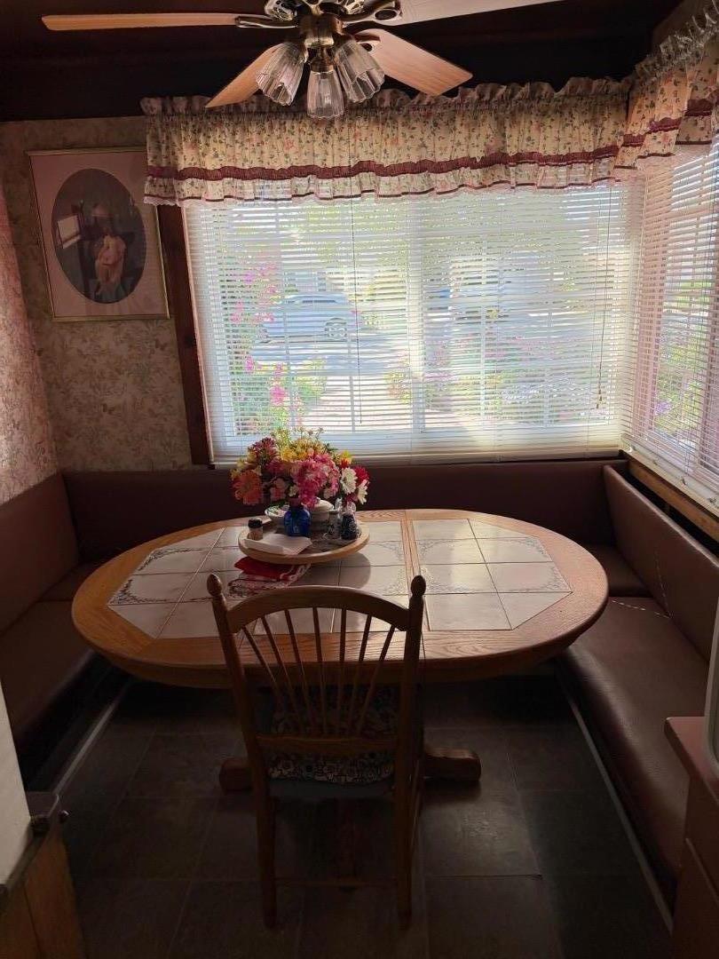 Detail Gallery Image 5 of 11 For 3019 Butte St, Santa Clara,  CA 95051 - 4 Beds | 2 Baths