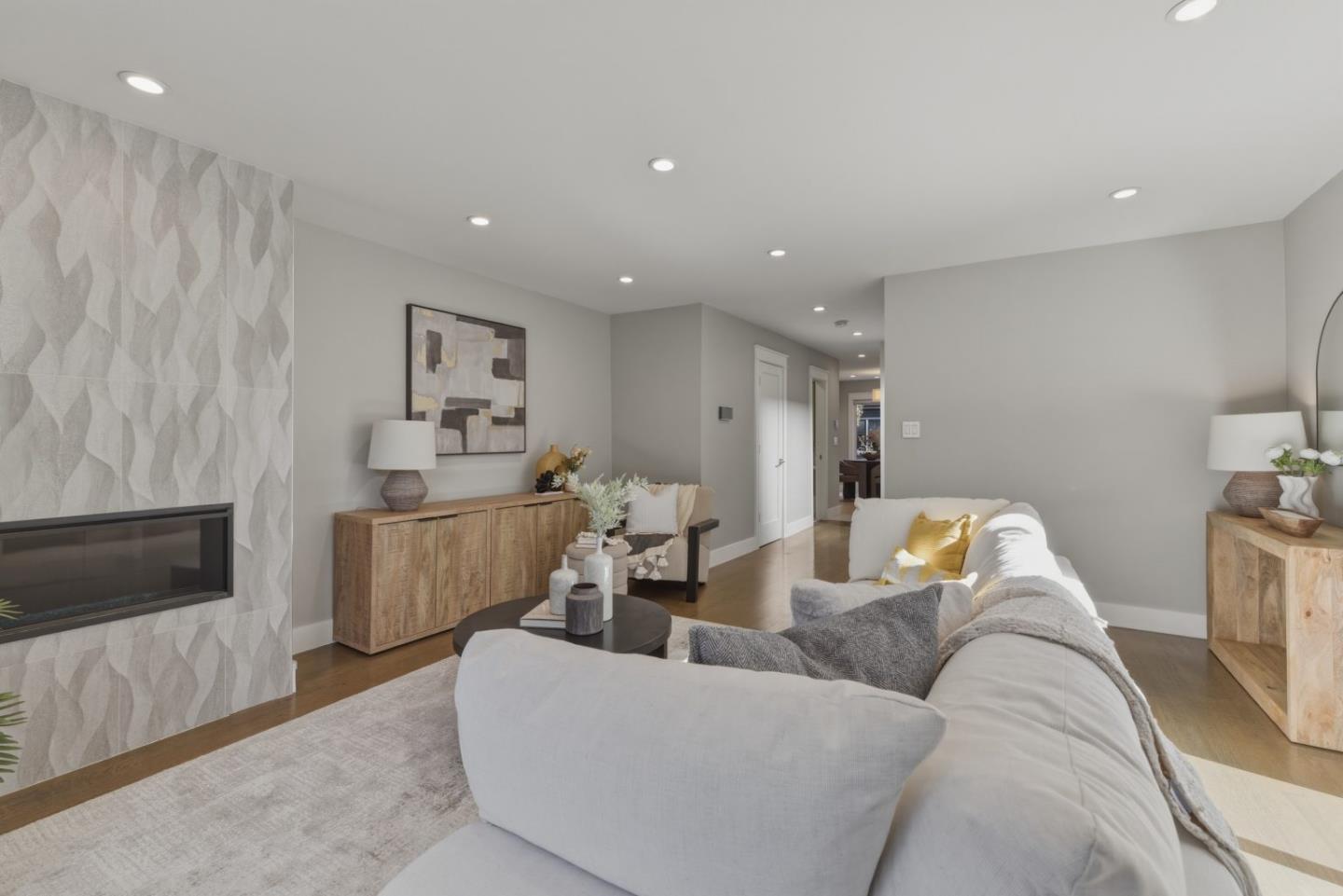 Photo #4: ML82042033 Listing: Photo #4