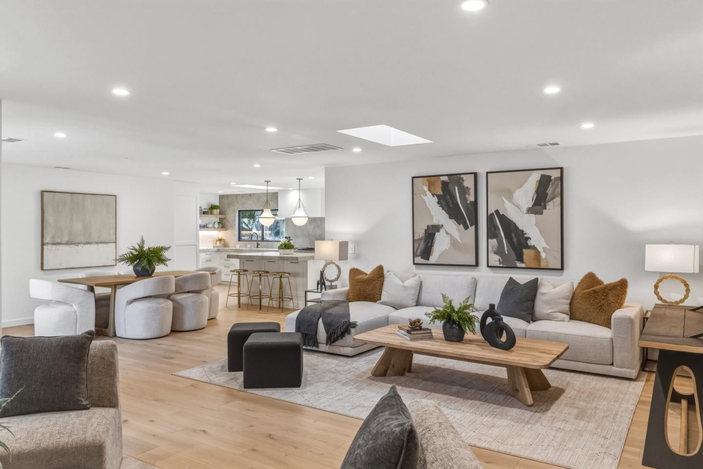 Detail Gallery Image 11 of 28 For 430 San Domingo Way, Los Altos,  CA 94022 - 4 Beds | 3 Baths