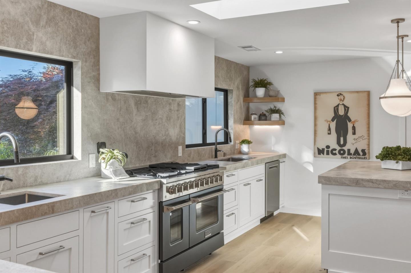 Detail Gallery Image 3 of 28 For 430 San Domingo Way, Los Altos,  CA 94022 - 4 Beds | 3 Baths