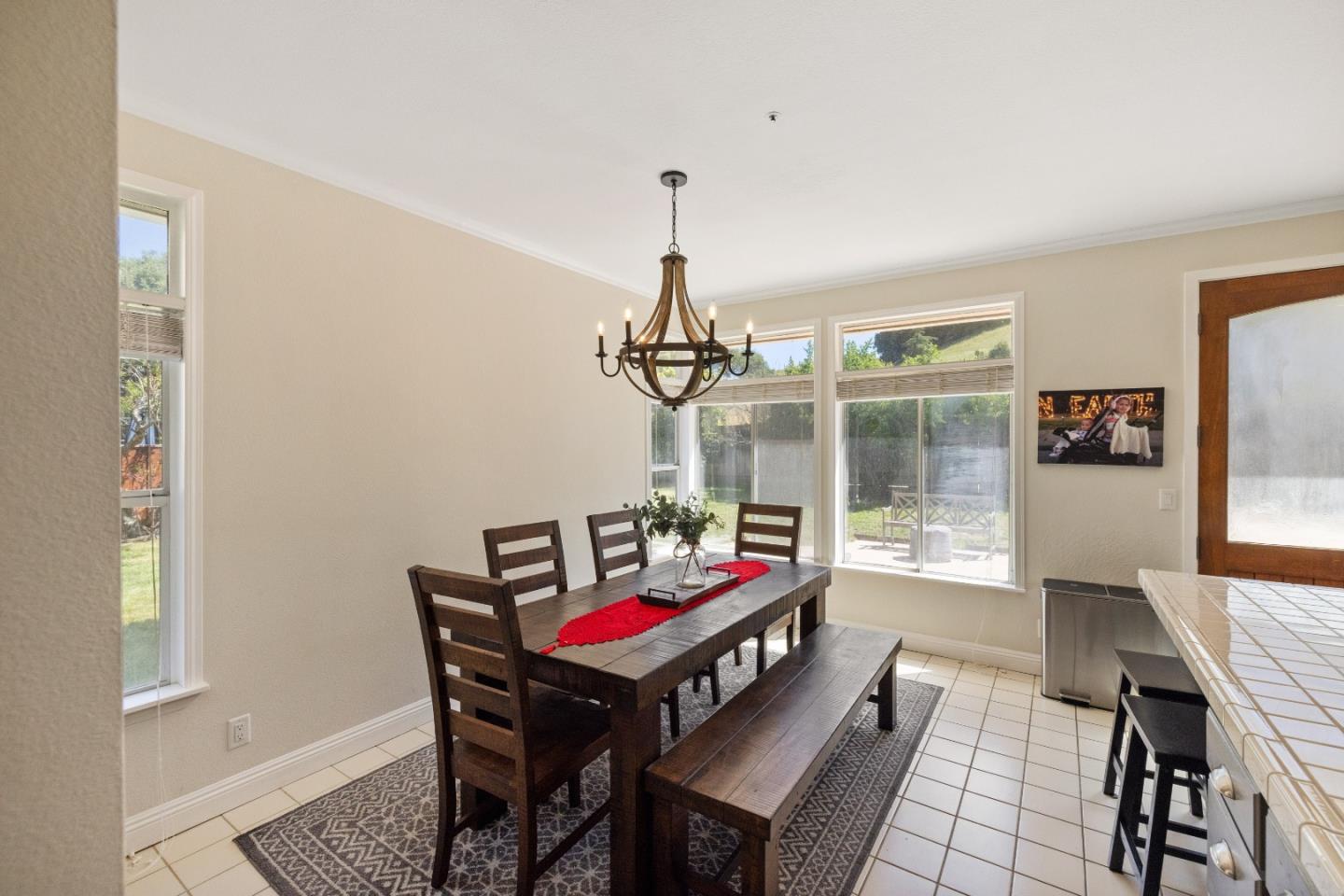 Detail Gallery Image 15 of 47 For 17554 Sugarmill Rd, Salinas,  CA 93908 - 5 Beds | 2/1 Baths