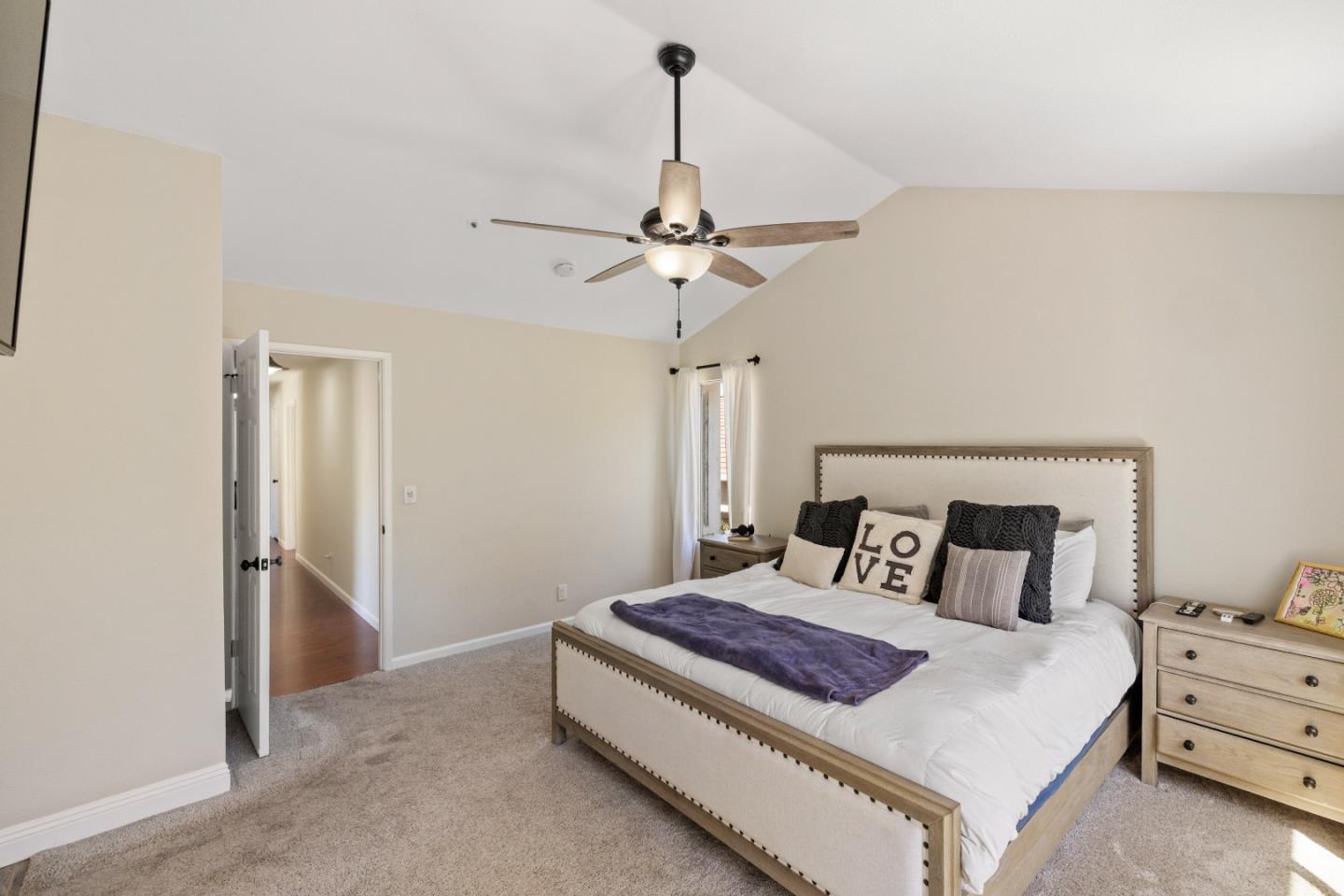 Detail Gallery Image 18 of 47 For 17554 Sugarmill Rd, Salinas,  CA 93908 - 5 Beds | 2/1 Baths