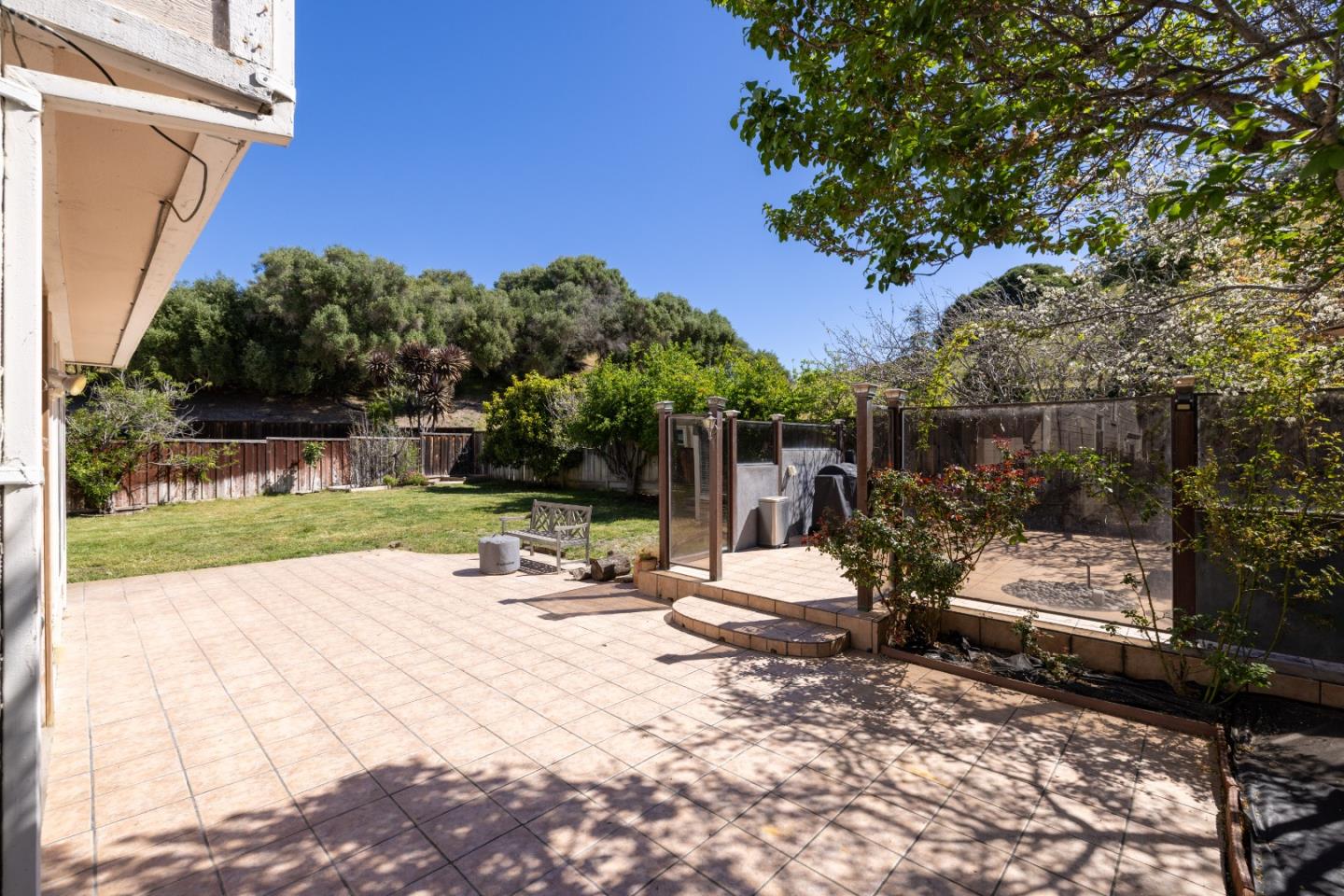 Detail Gallery Image 36 of 47 For 17554 Sugarmill Rd, Salinas,  CA 93908 - 5 Beds | 2/1 Baths