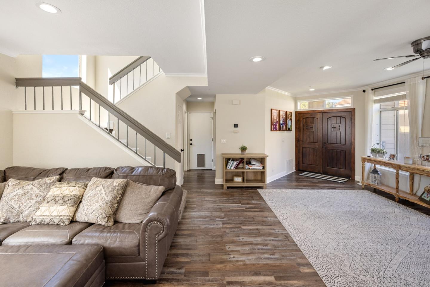 Detail Gallery Image 7 of 47 For 17554 Sugarmill Rd, Salinas,  CA 93908 - 5 Beds | 2/1 Baths