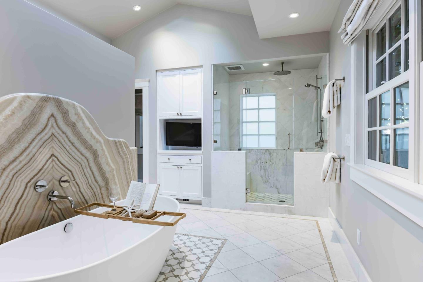 Detail Gallery Image 21 of 42 For 428 Maple St, Palo Alto,  CA 94301 - 5 Beds | 5/1 Baths