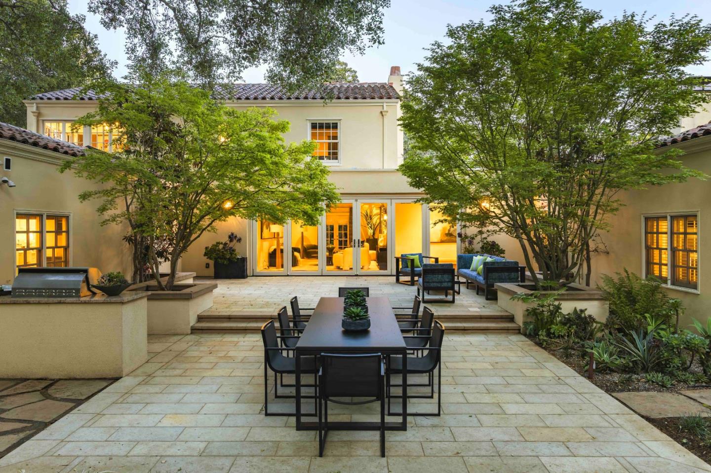 Detail Gallery Image 32 of 42 For 428 Maple St, Palo Alto,  CA 94301 - 5 Beds | 5/1 Baths