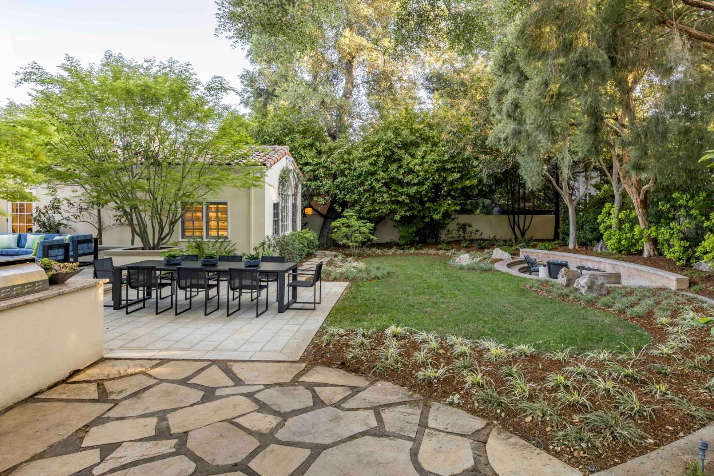 Detail Gallery Image 36 of 42 For 428 Maple St, Palo Alto,  CA 94301 - 5 Beds | 5/1 Baths