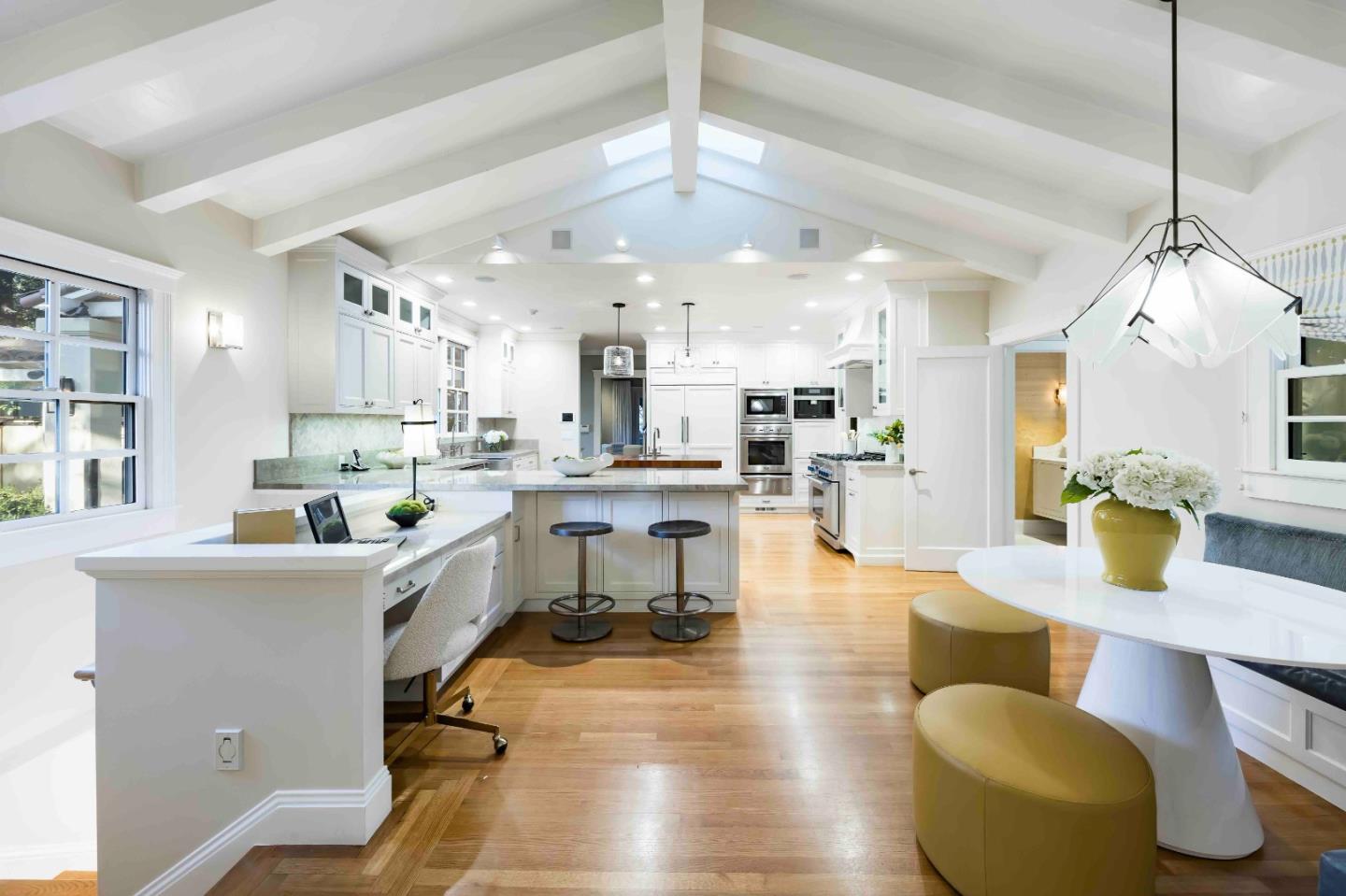 Detail Gallery Image 8 of 42 For 428 Maple St, Palo Alto,  CA 94301 - 5 Beds | 5/1 Baths