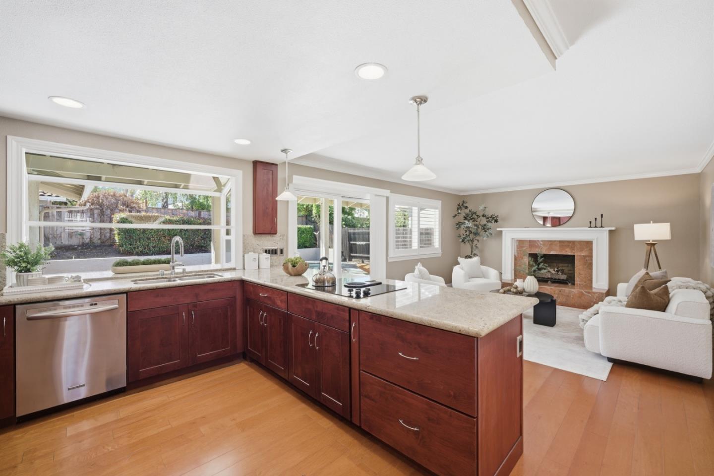 Detail Gallery Image 10 of 35 For 1594 Pam Ln, San Jose,  CA 95120 - 3 Beds | 2 Baths