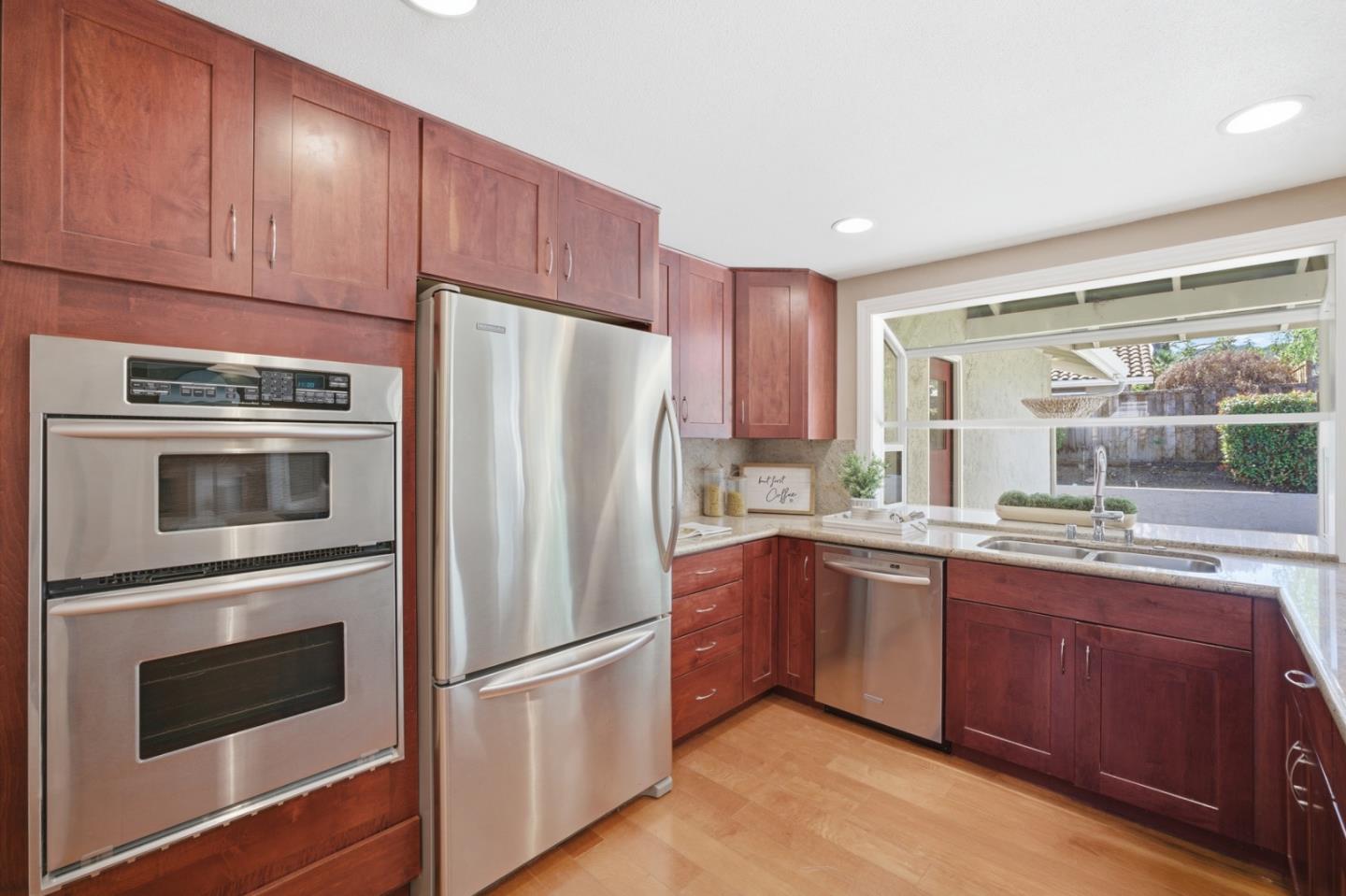 Detail Gallery Image 9 of 35 For 1594 Pam Ln, San Jose,  CA 95120 - 3 Beds | 2 Baths