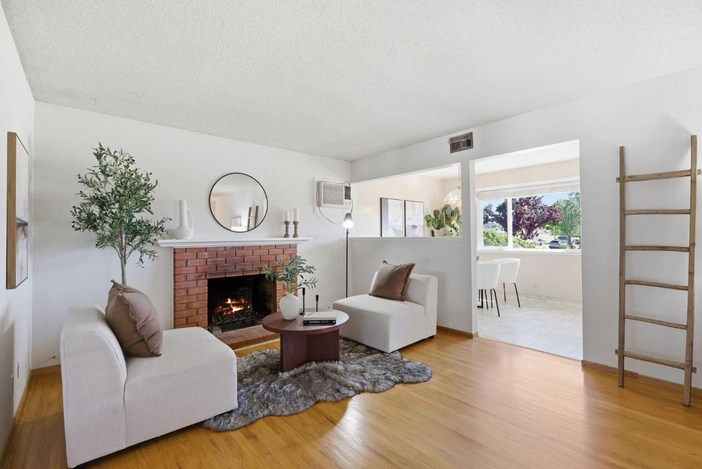 Detail Gallery Image 5 of 27 For 2933 Julio Ave, San Jose,  CA 95124 - 3 Beds | 2 Baths