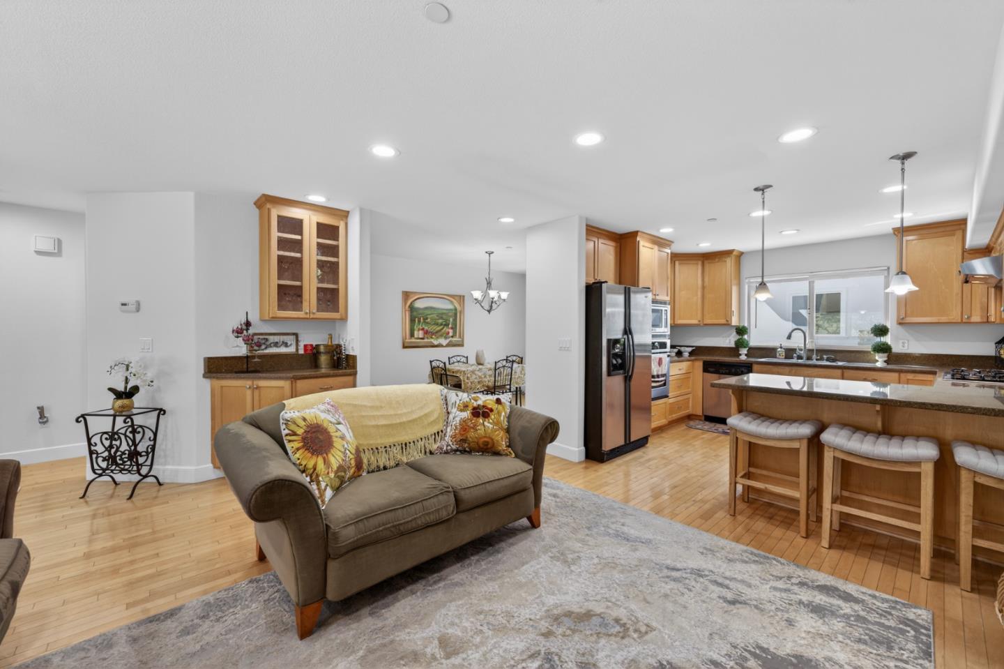 951 S WOLFE RD, SUNNYVALE, CA 94086  Photo 12