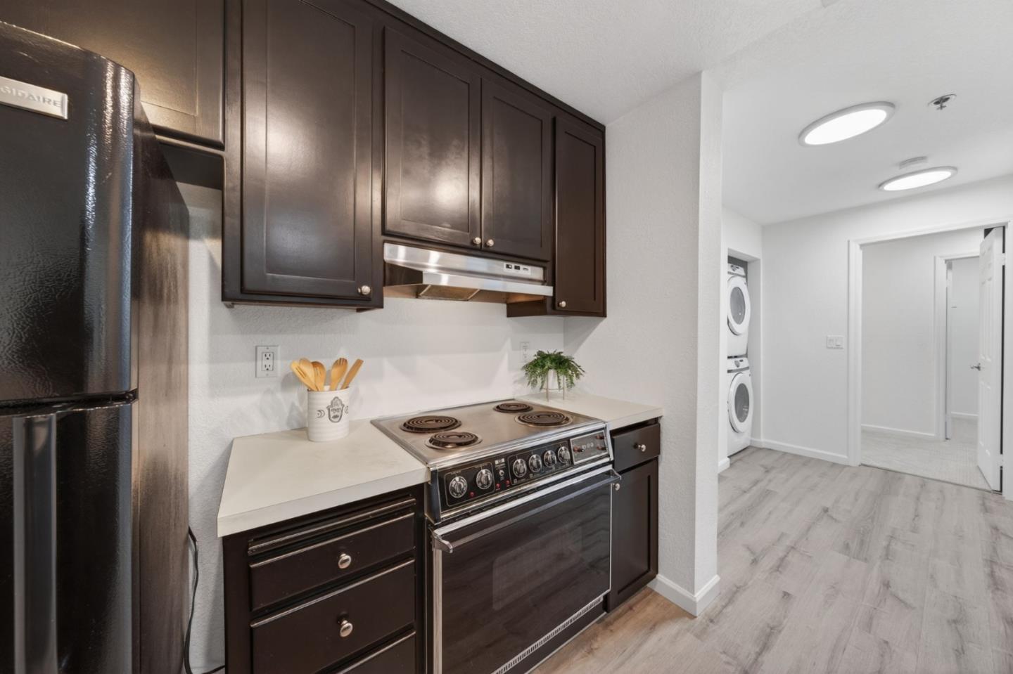 1269 POPLAR 201, SUNNYVALE, CA 94086  Photo 13