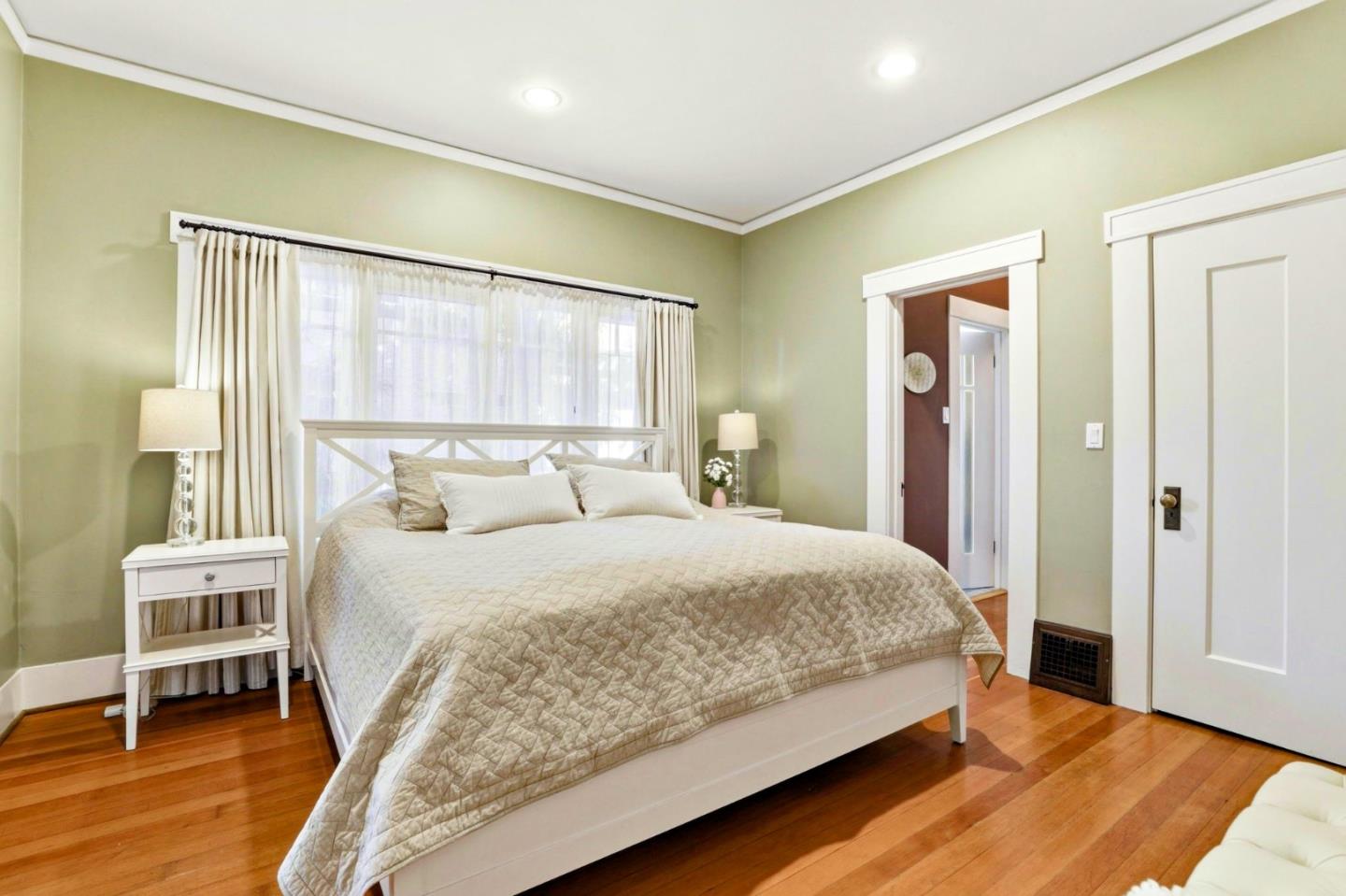 Detail Gallery Image 18 of 29 For 87 S 17th St, San Jose,  CA 95112 - 3 Beds | 1/1 Baths