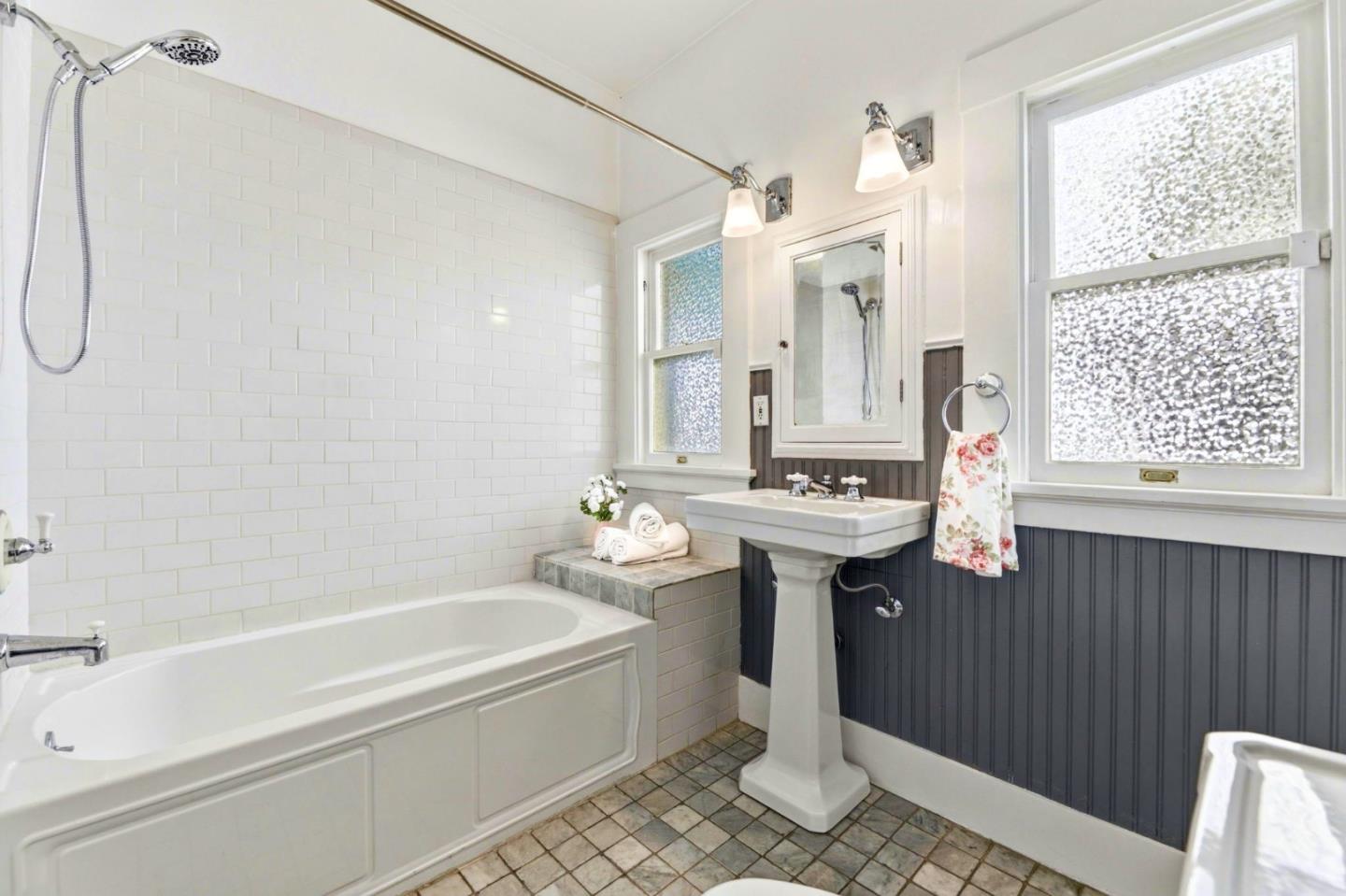 Detail Gallery Image 22 of 29 For 87 S 17th St, San Jose,  CA 95112 - 3 Beds | 1/1 Baths