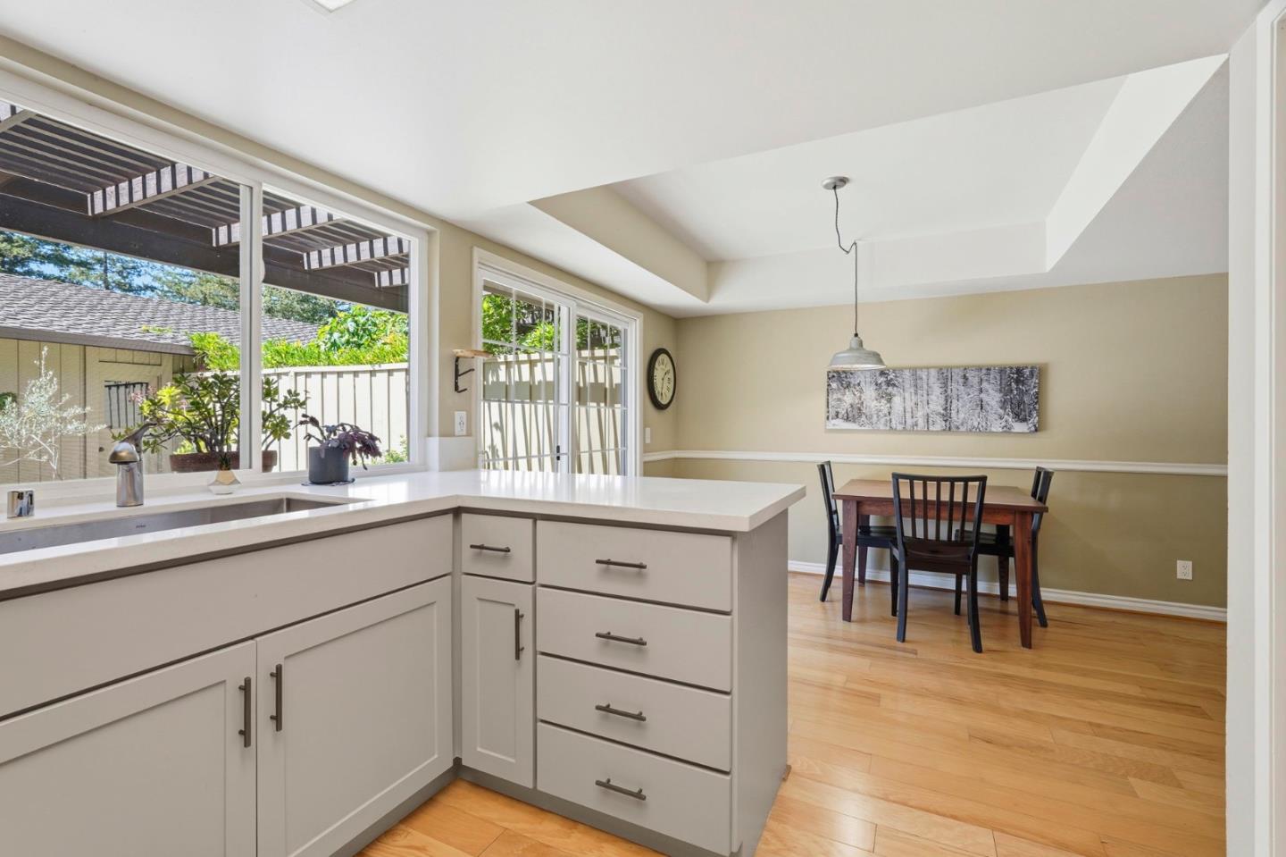 Detail Gallery Image 10 of 40 For 6092 Calle De Amor, San Jose,  CA 95124 - 2 Beds | 2/1 Baths