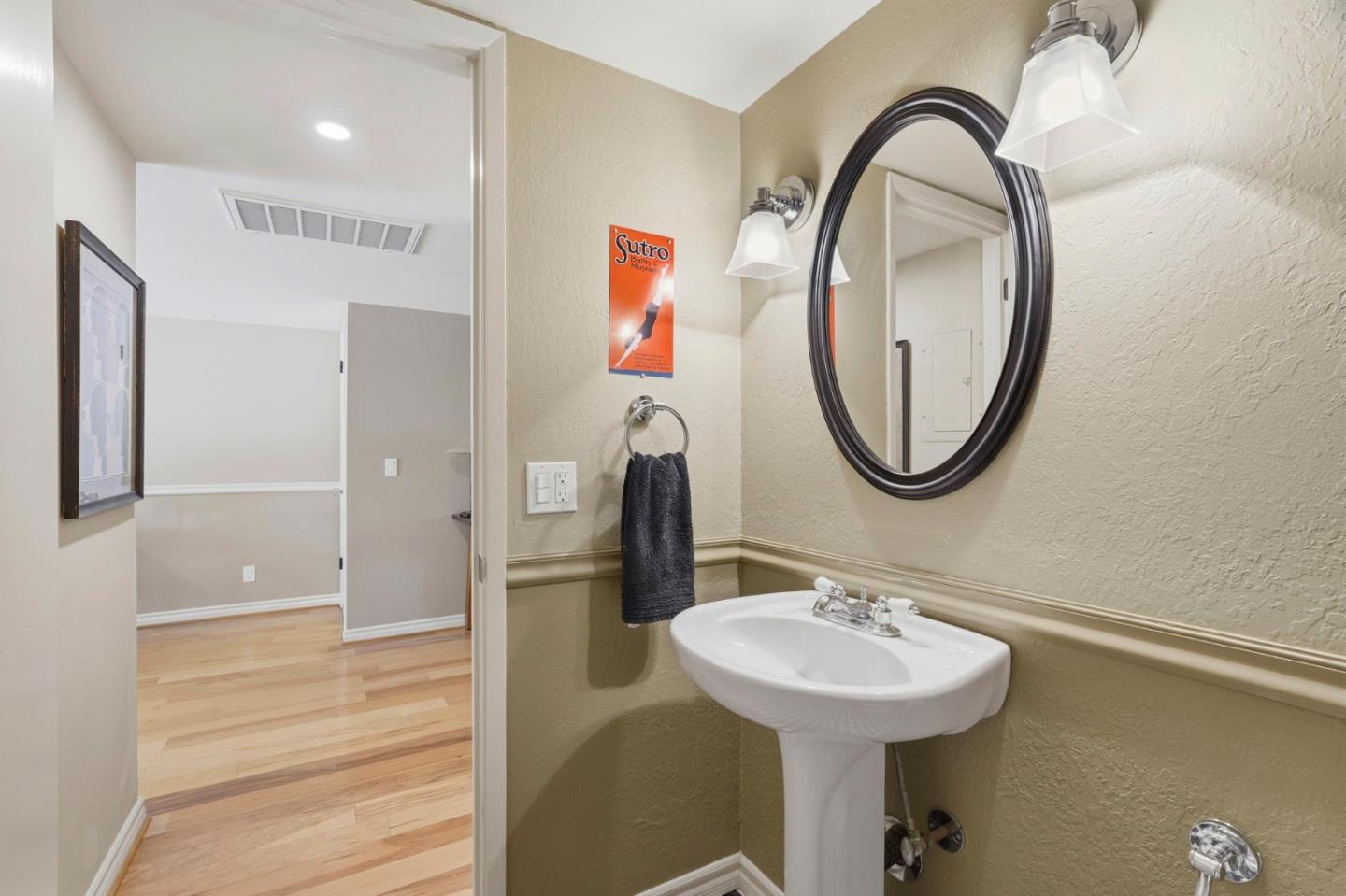 Detail Gallery Image 15 of 40 For 6092 Calle De Amor, San Jose,  CA 95124 - 2 Beds | 2/1 Baths