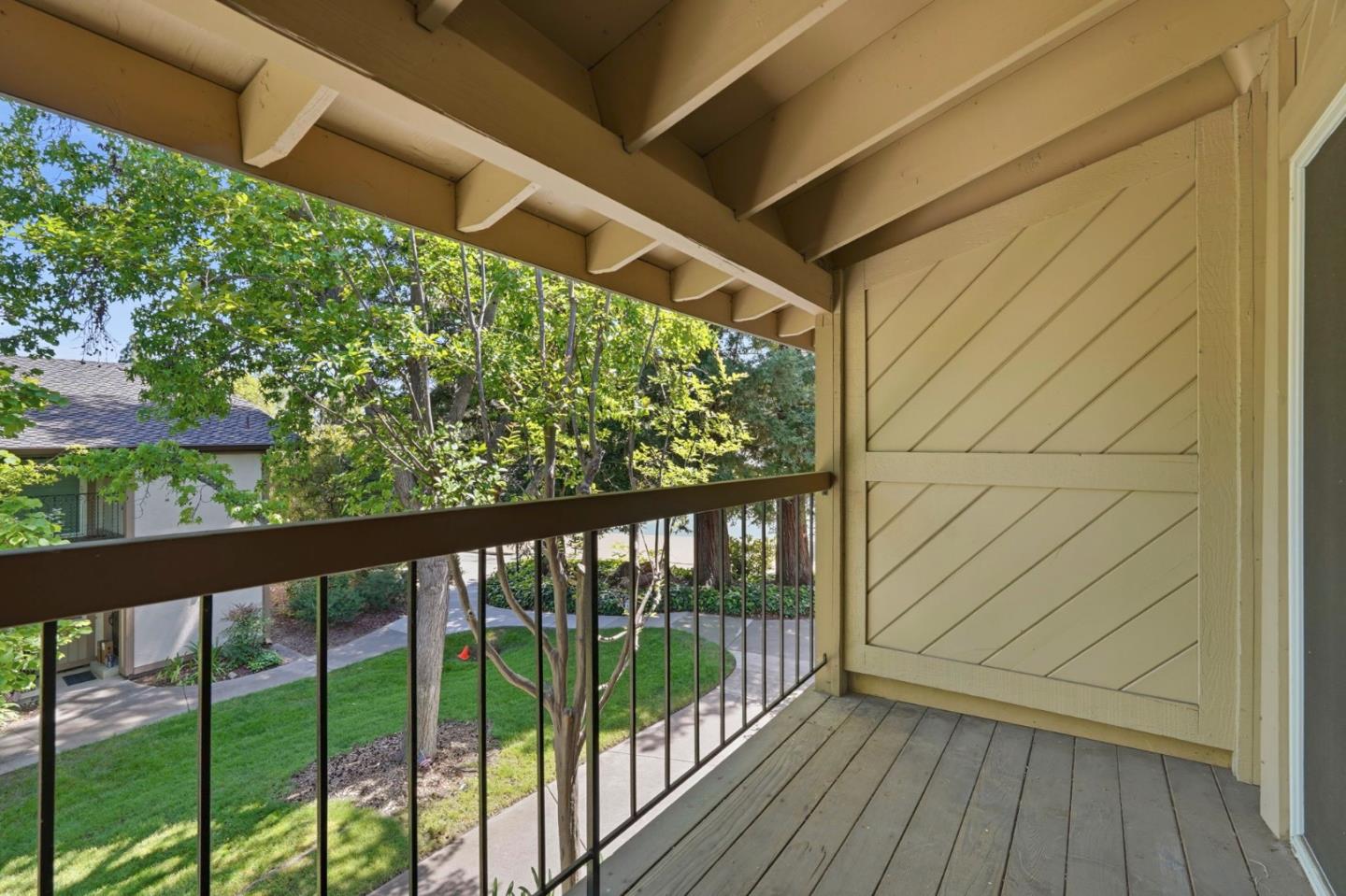 Detail Gallery Image 27 of 40 For 6092 Calle De Amor, San Jose,  CA 95124 - 2 Beds | 2/1 Baths